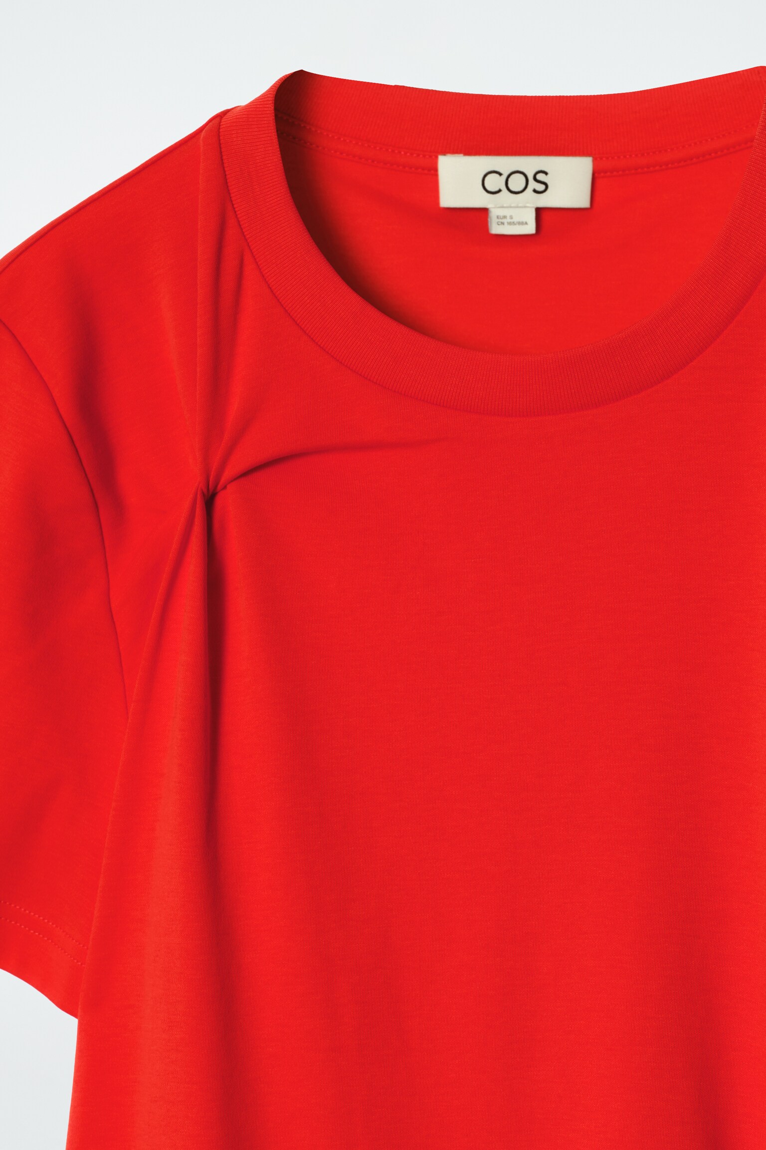 CAMISETA CON DETALLE DE NUDOS - ROJO/AZUL MARINO - 6