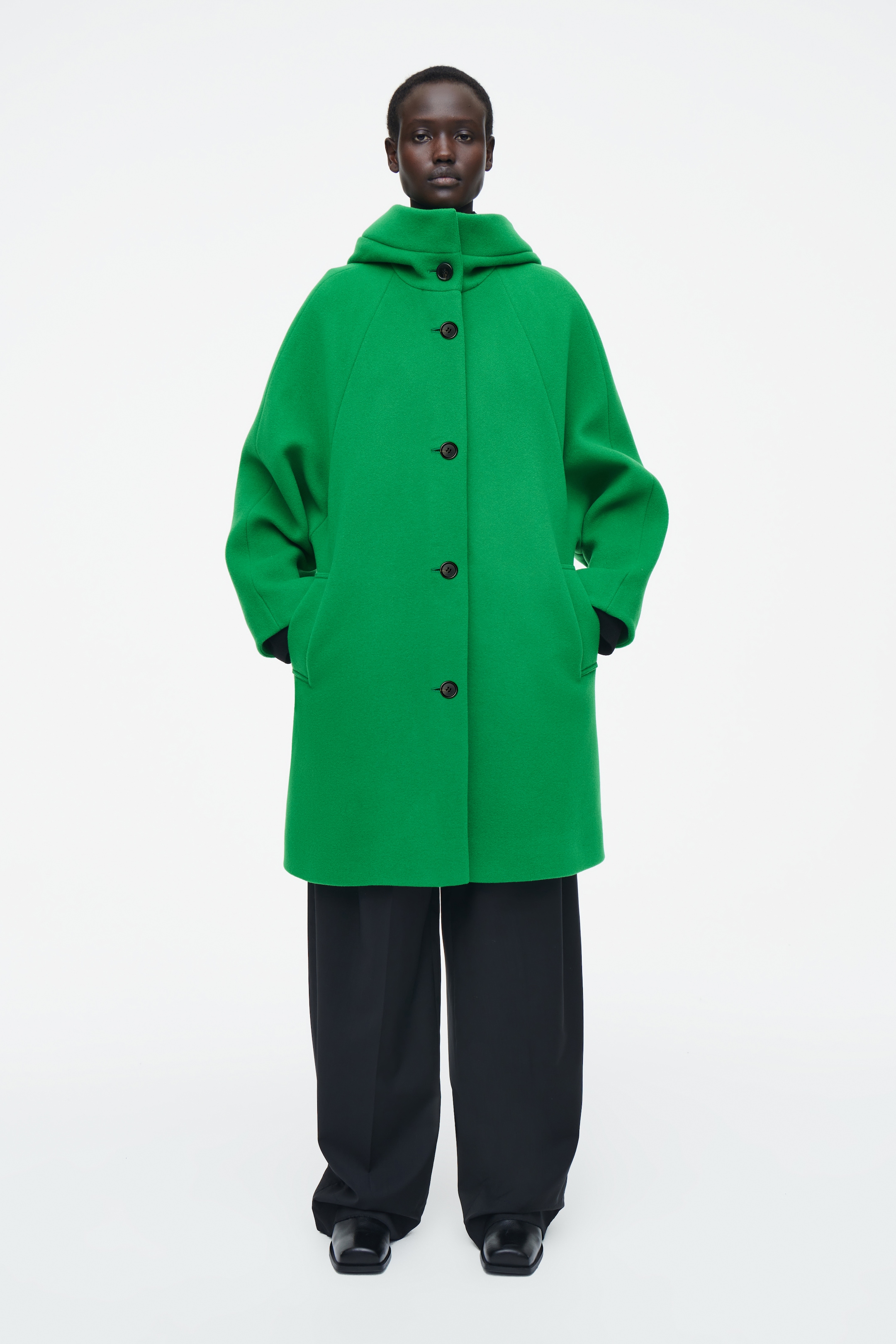 Visualizza immagine più grande: CAPPOTTO OVERSIZE IN LANA CON CAPPUCCIO - VERDE - DONNA | H&M IT 1