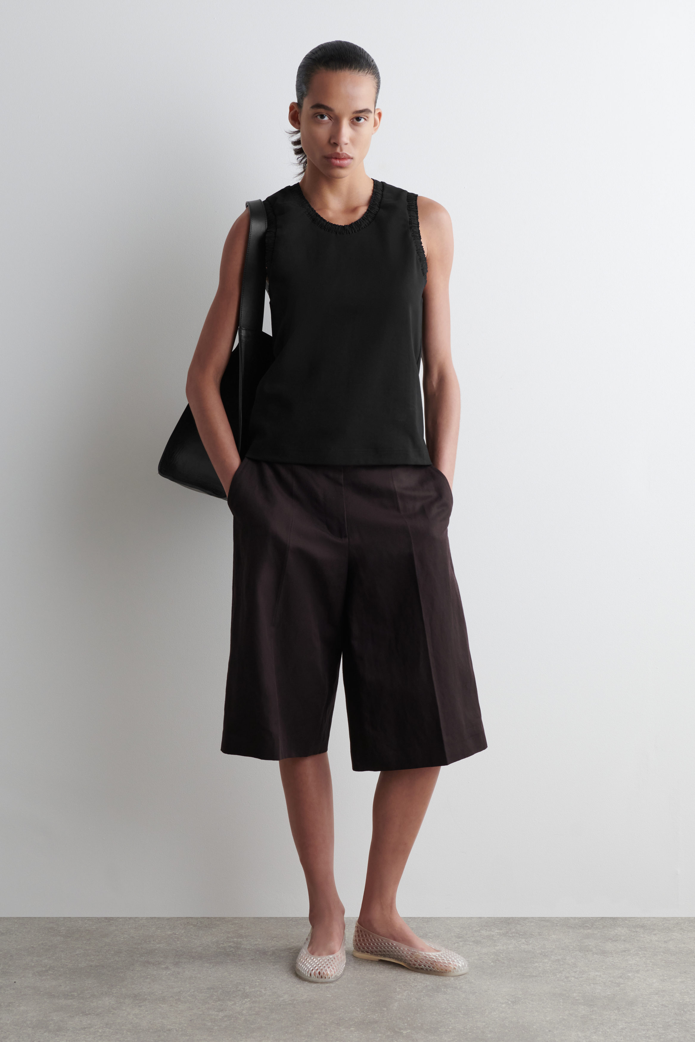 GATHERED COTTON TANK TOP - BLACK | COS
