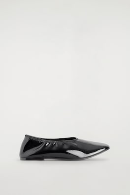 MINIMAL PATENT LEATHER BALLET FLATS — BLACK 4
