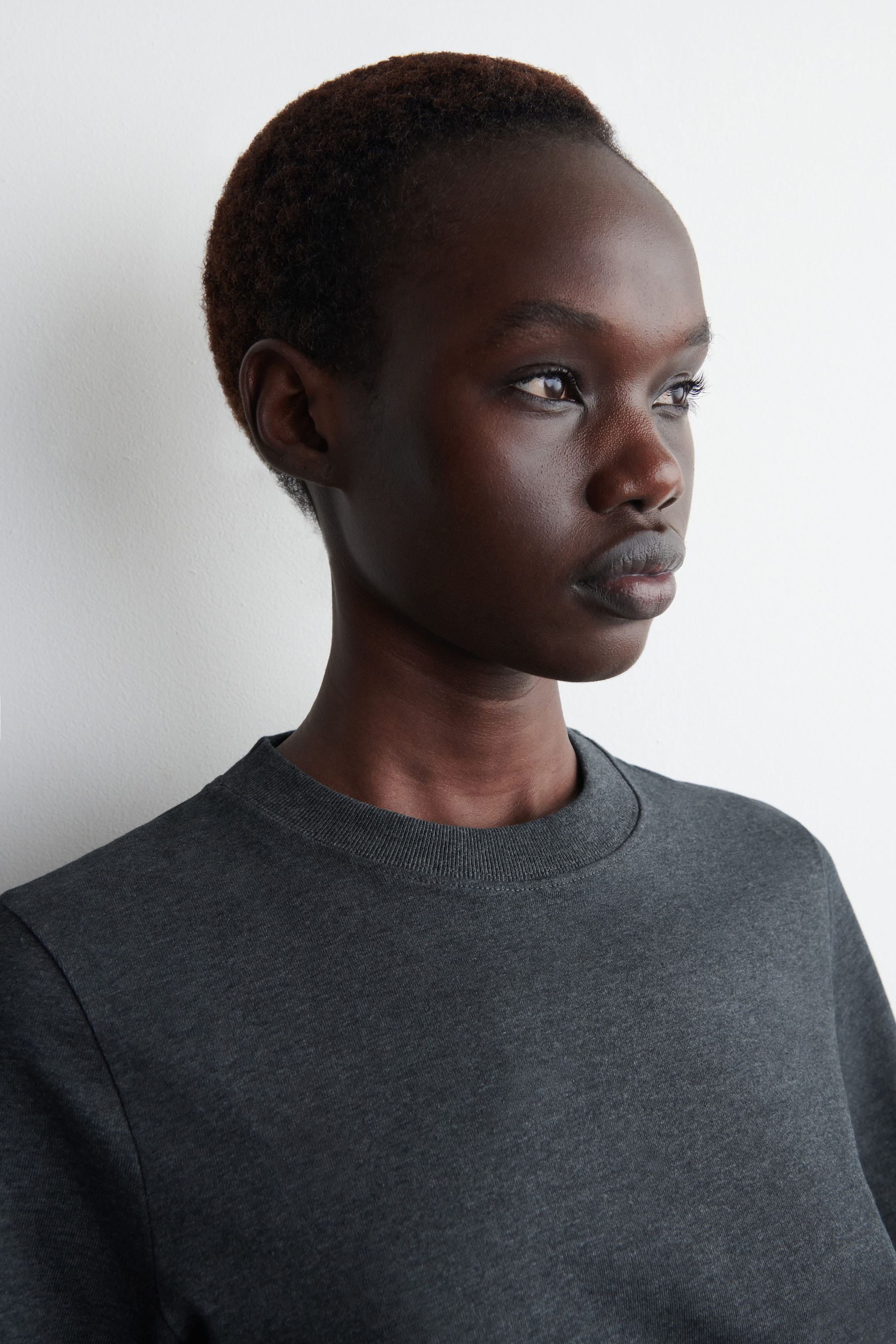CLEAN CUT REGULAR T-SHIRT