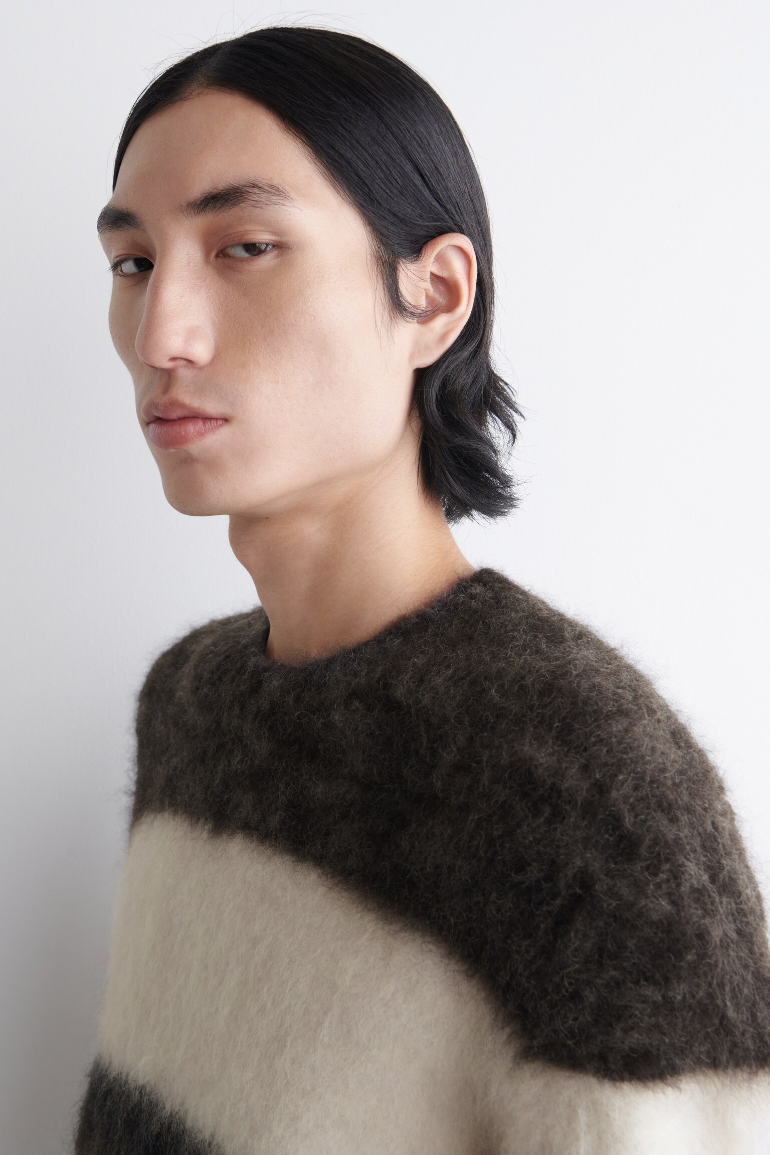 COLOUR-BLOCK MOHAIR CREW-NECK JUMPER - BROWN / CREAM / NAVY - 7