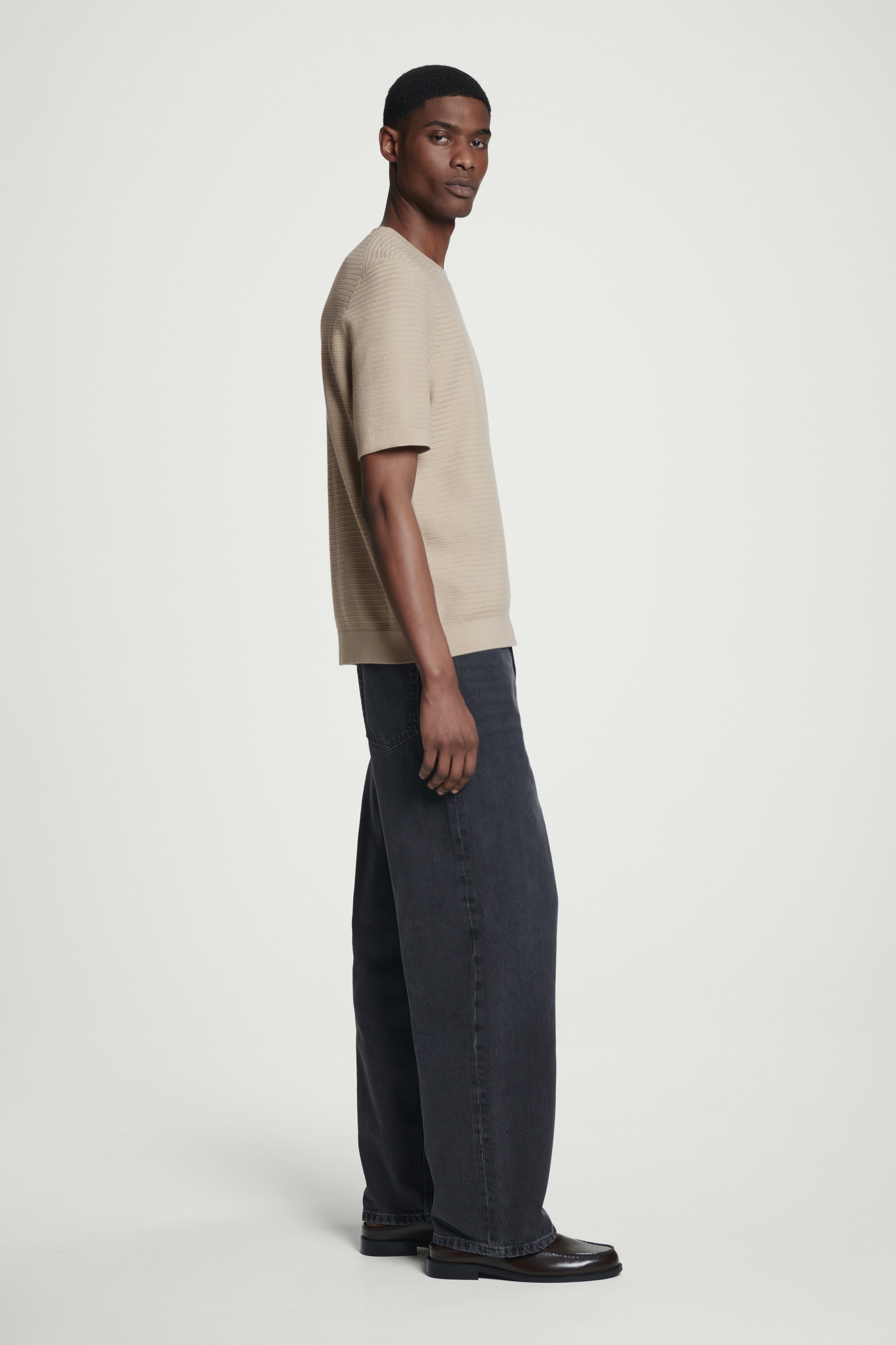Ver imagen más grande: CAMISETA DE PUNTO DE ALGODÓN CON TEXTURA - TOPO - HOMBRE | H&M ES 3