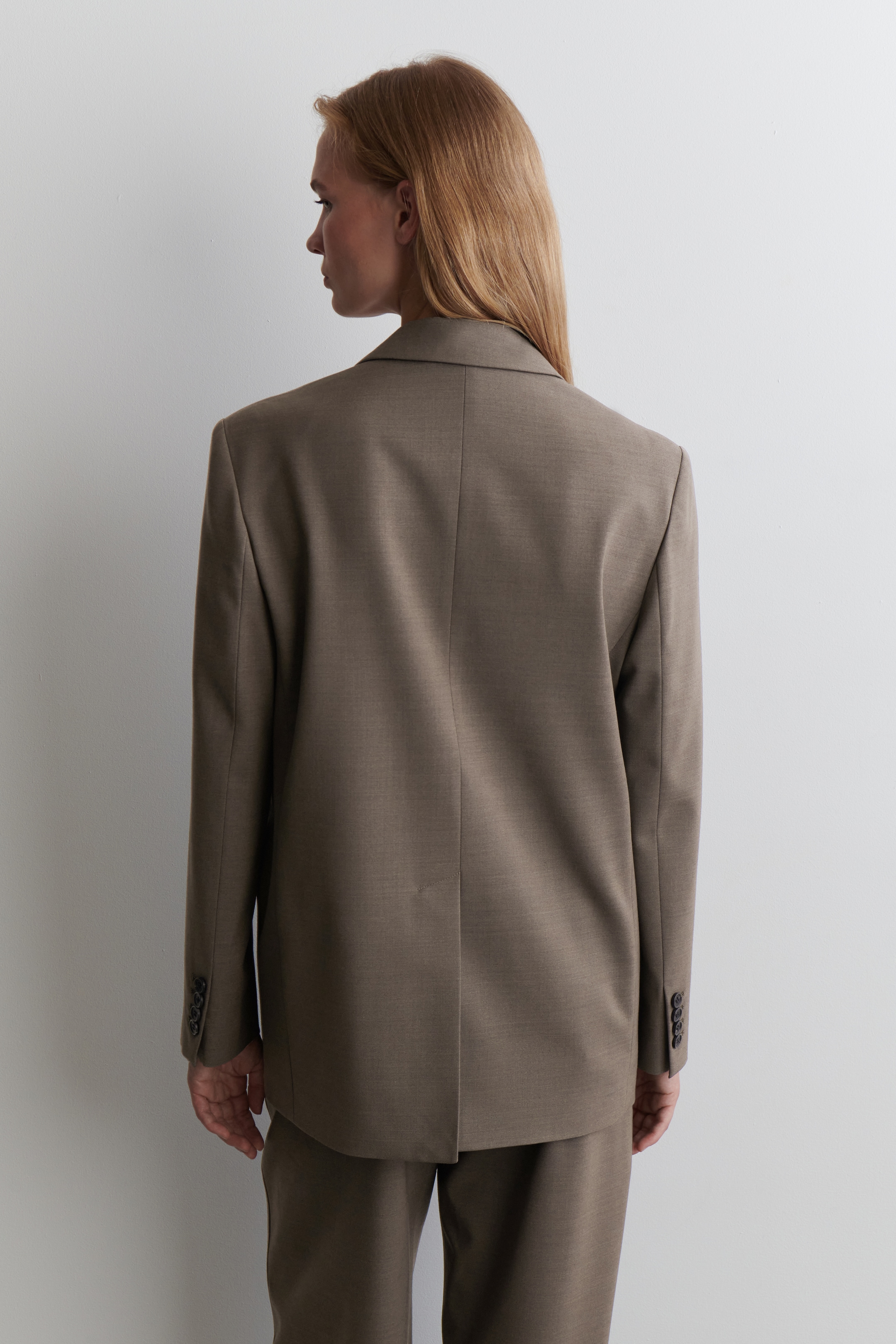 Grösseres Bild ansehen: BLAZER AUS MERINOWOLL-MIX - BRAUN - DAMEN | H&M CH 3
