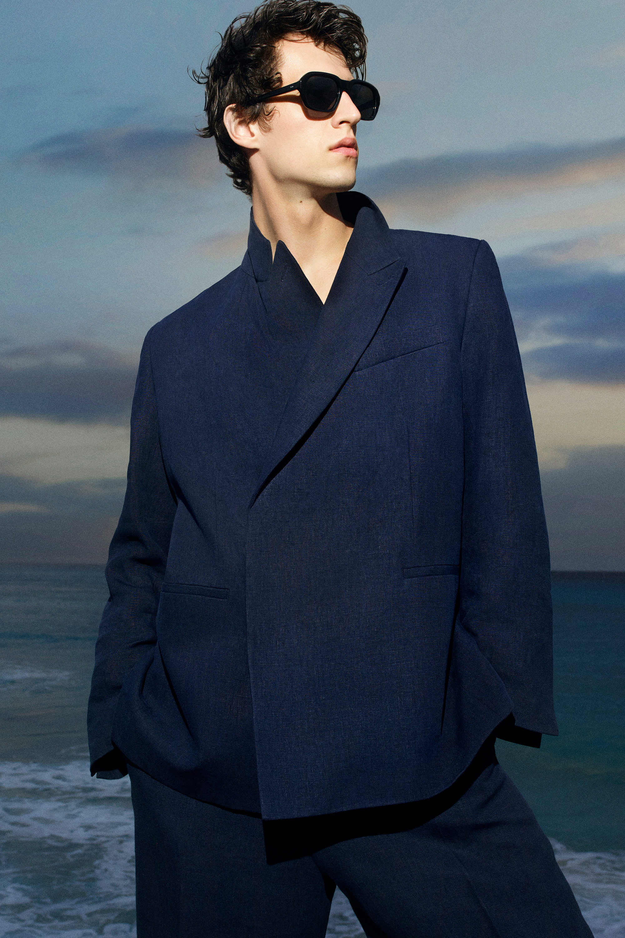 ボトムスその他 Tagliatore J-Coral Dark Blue Linen Double Breasted Jacket Tagliatore J-Coral Double Breasted Jacket In Blue Linen
