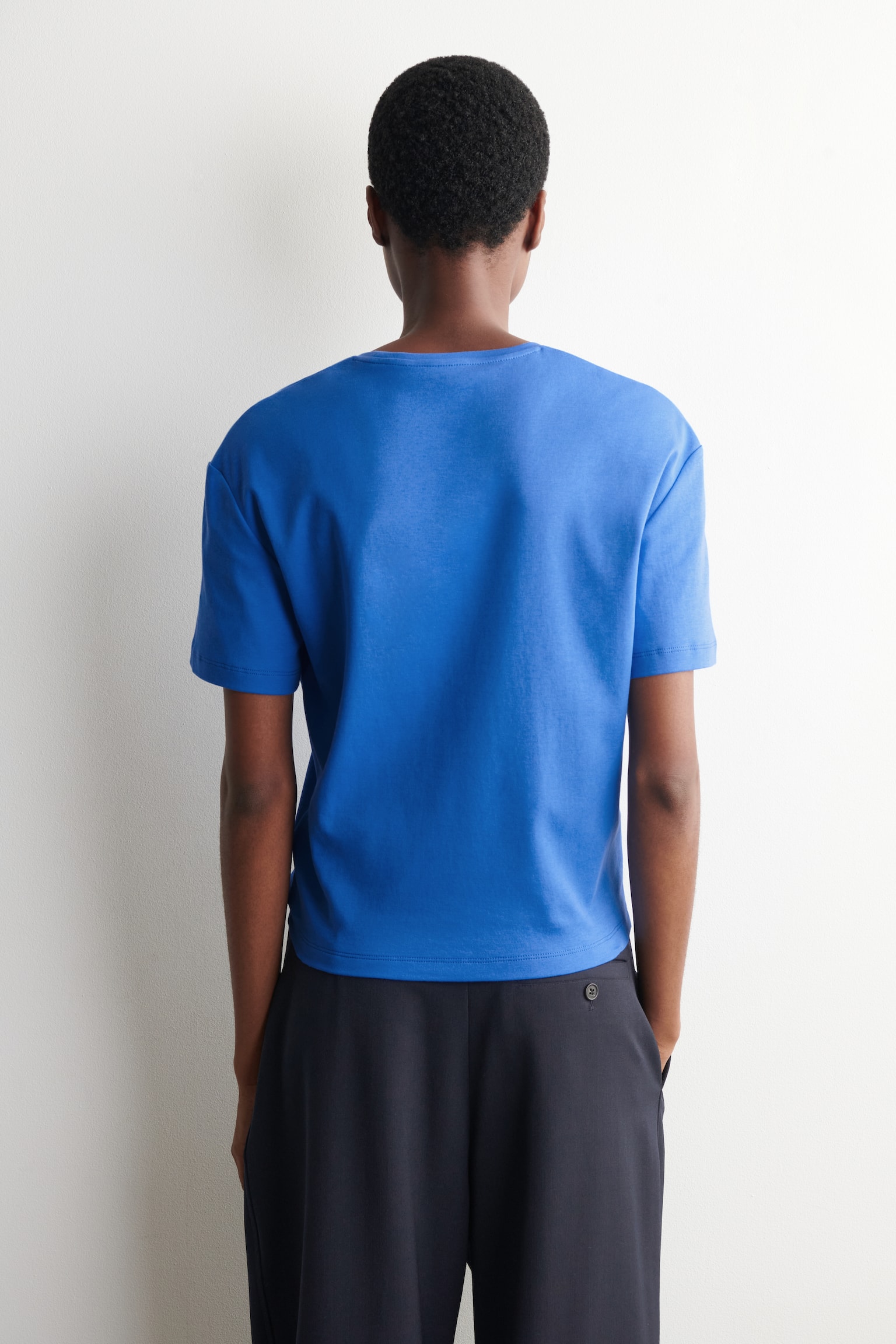 TRICOU DIN BUMBAC CU DECOLTEU ROTUNJIT - ALBASTRU/ALB/MARO - 5