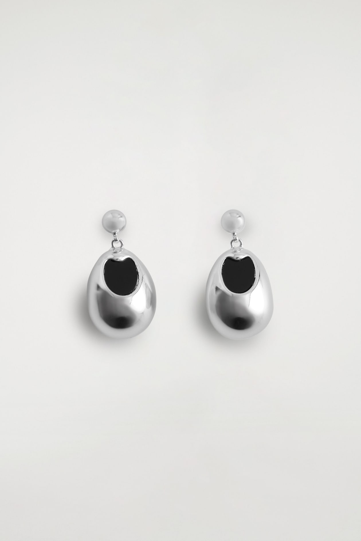 AGATE DROP EARRINGS — SILVER / BLACK