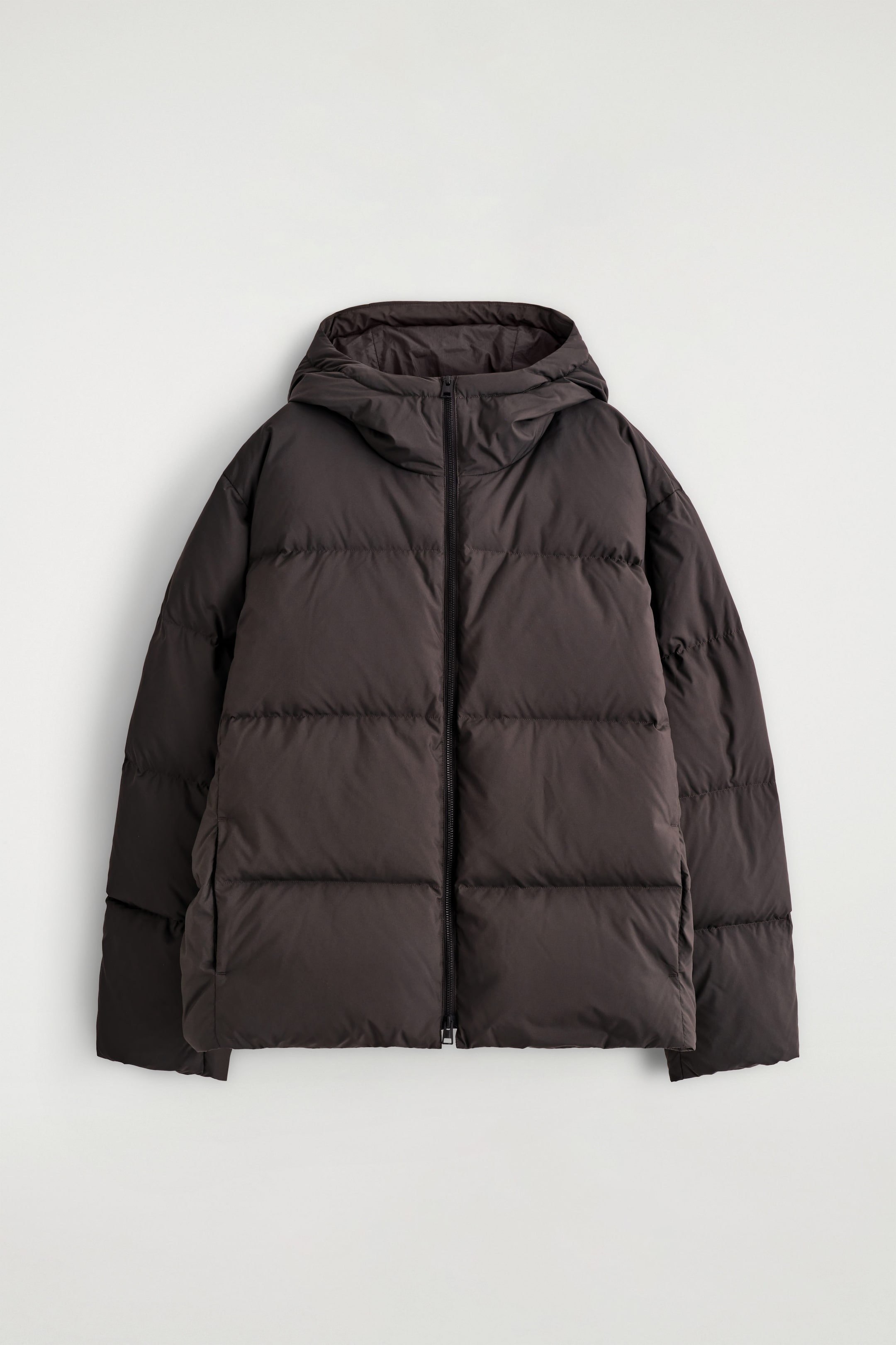 GESTEPPTE DAUNENJACKE MIT KAPUZE