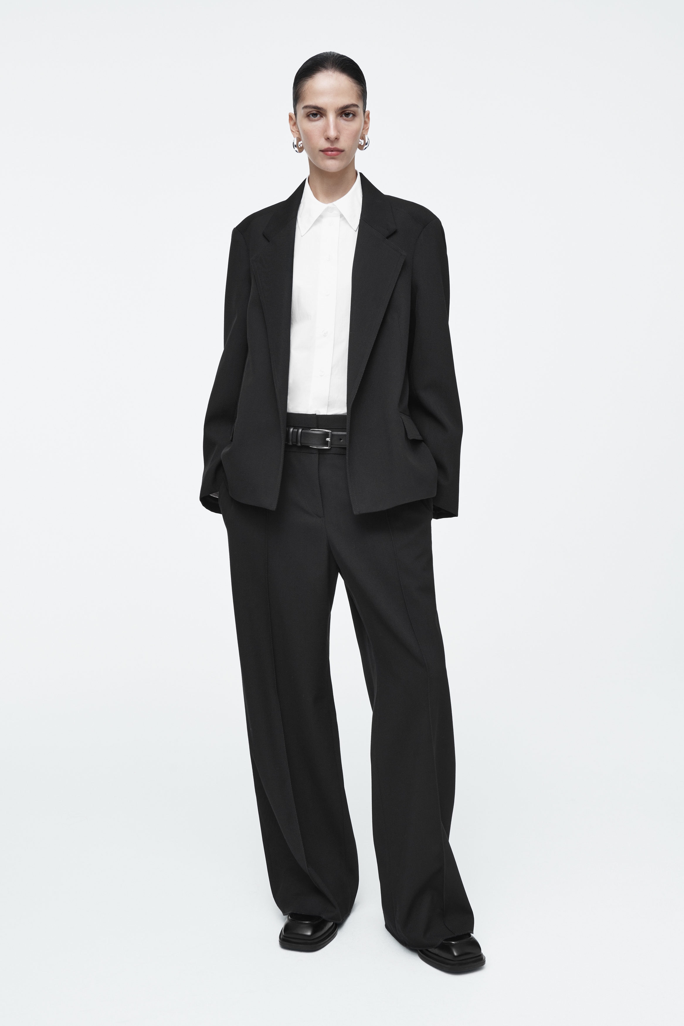 REGULAR WOOL-TWILL WIDE-LEG PANTS - BLACK | COS