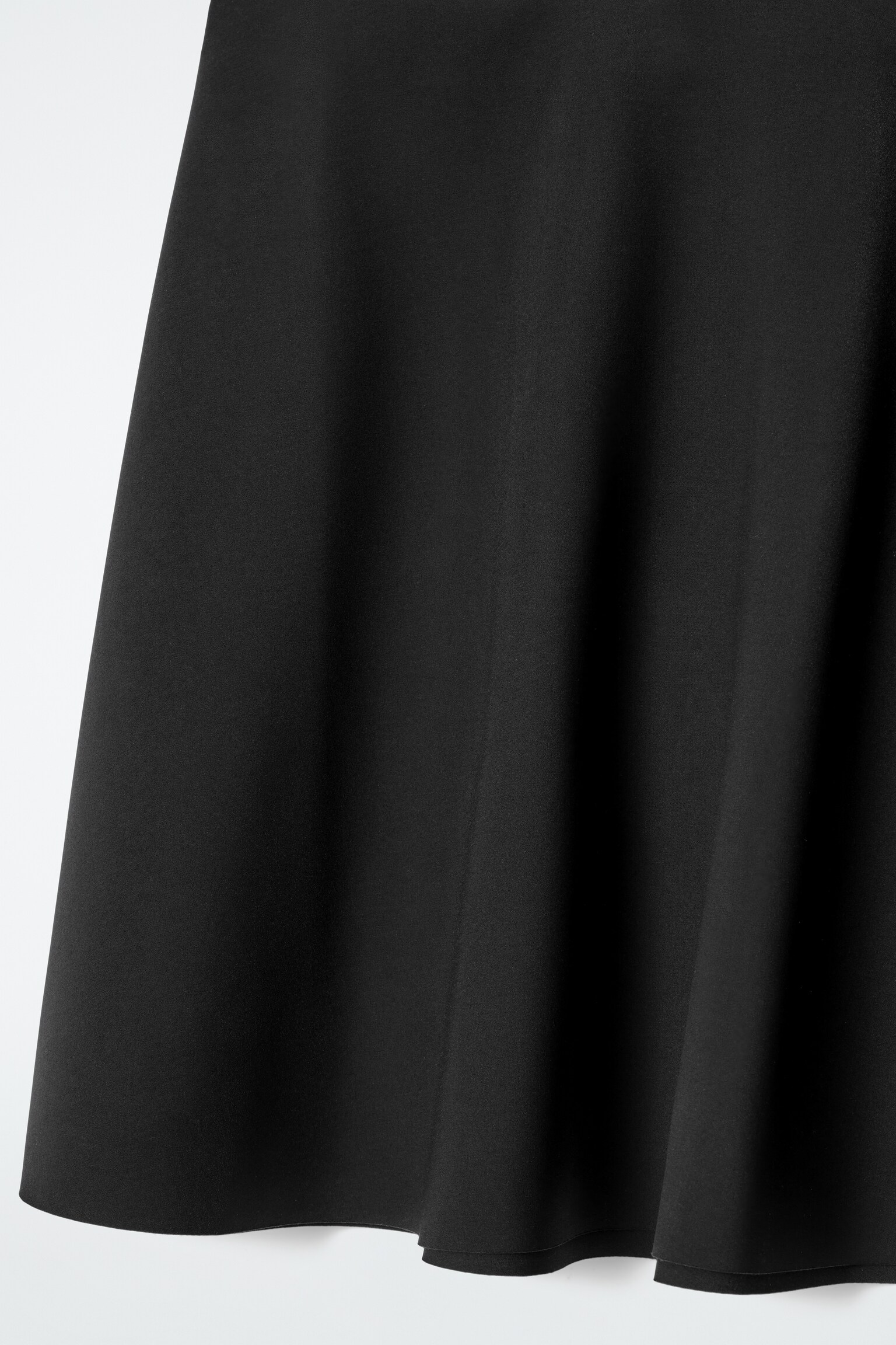 FALDA EVASÉ CORTA DE NEOPRENO - NEGRO - 4