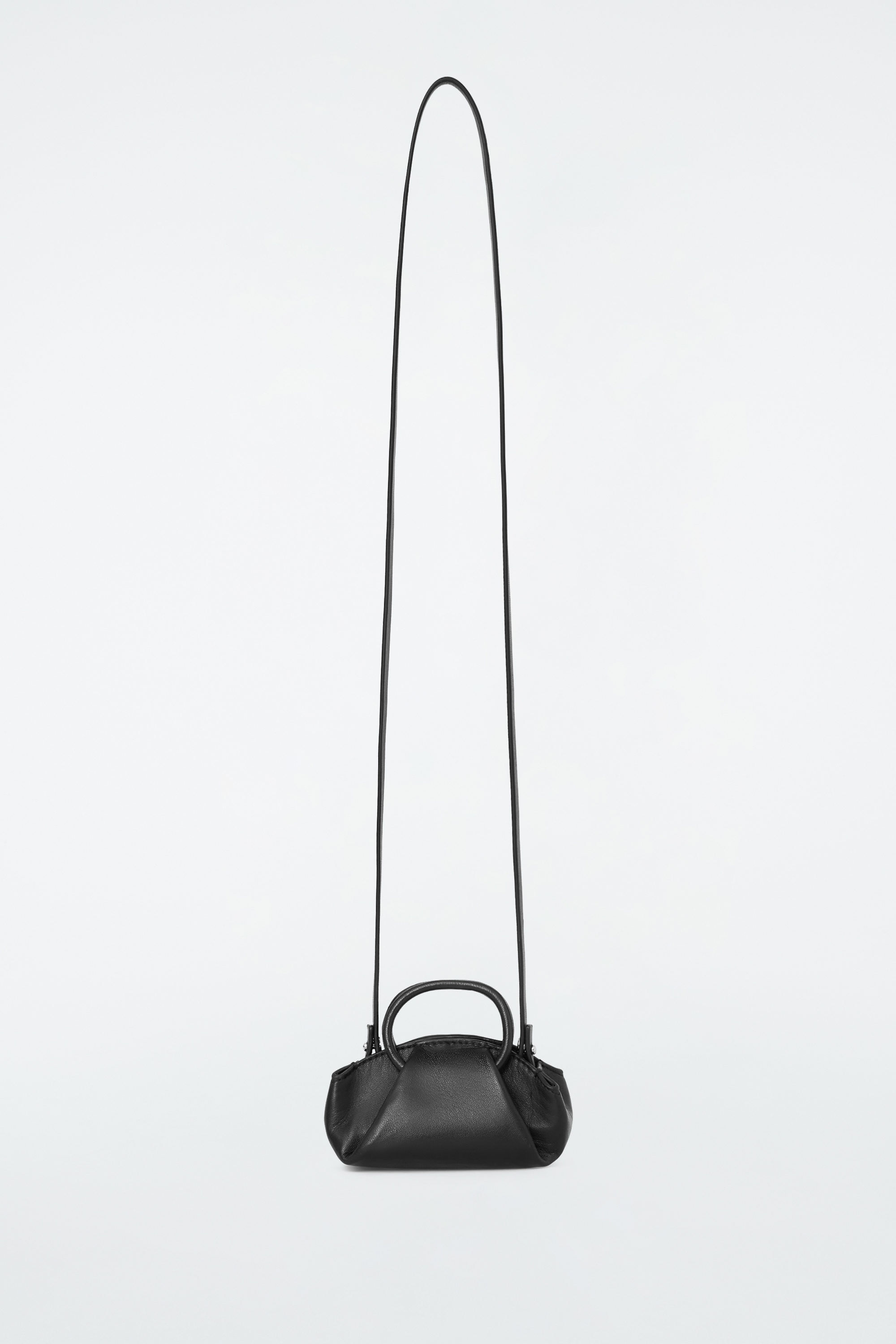 GATHERED SHOULDER BAG - LEATHER - BLACK | COS