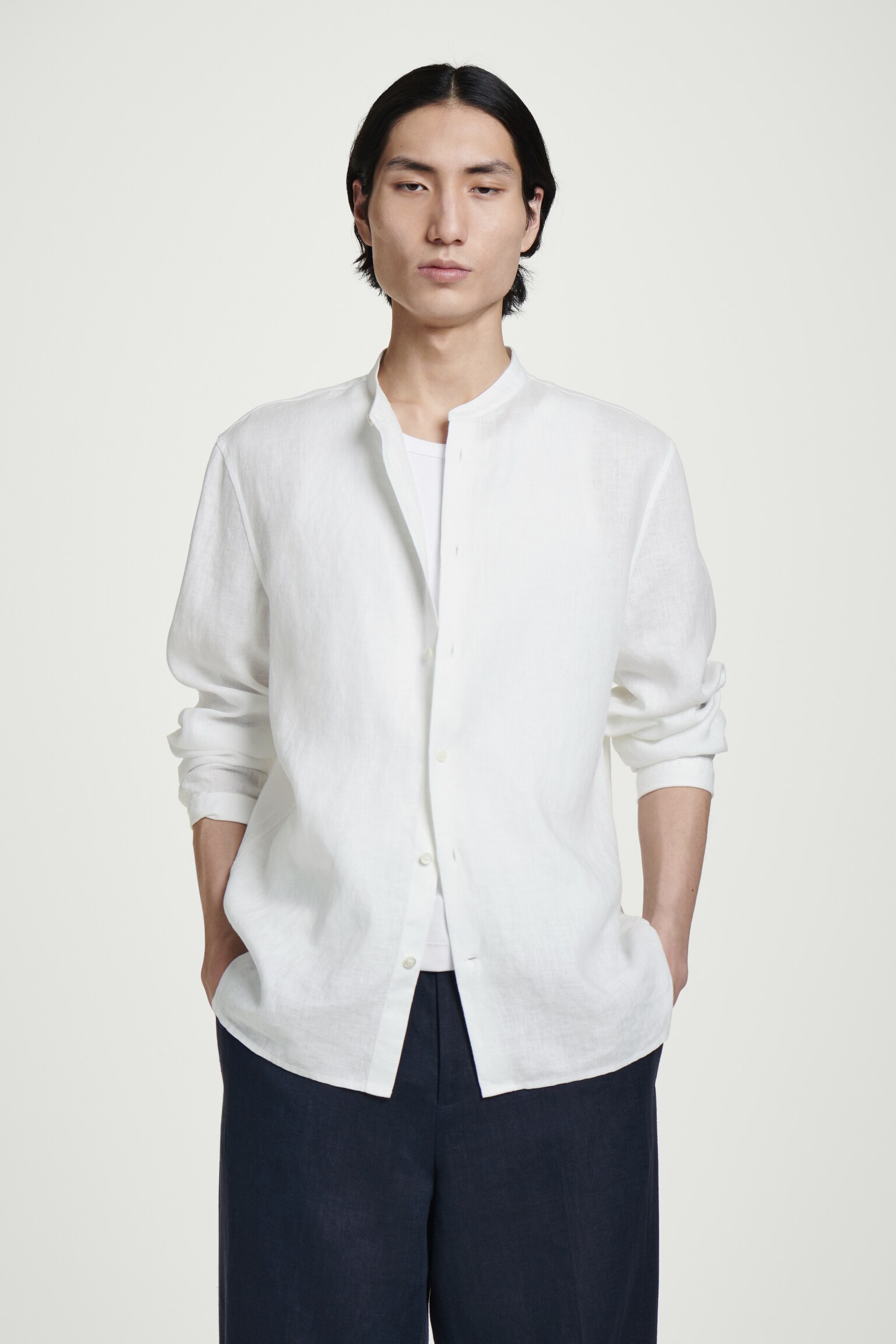 GRANDAD-COLLAR LINEN SHIRT - WHITE/NAVY