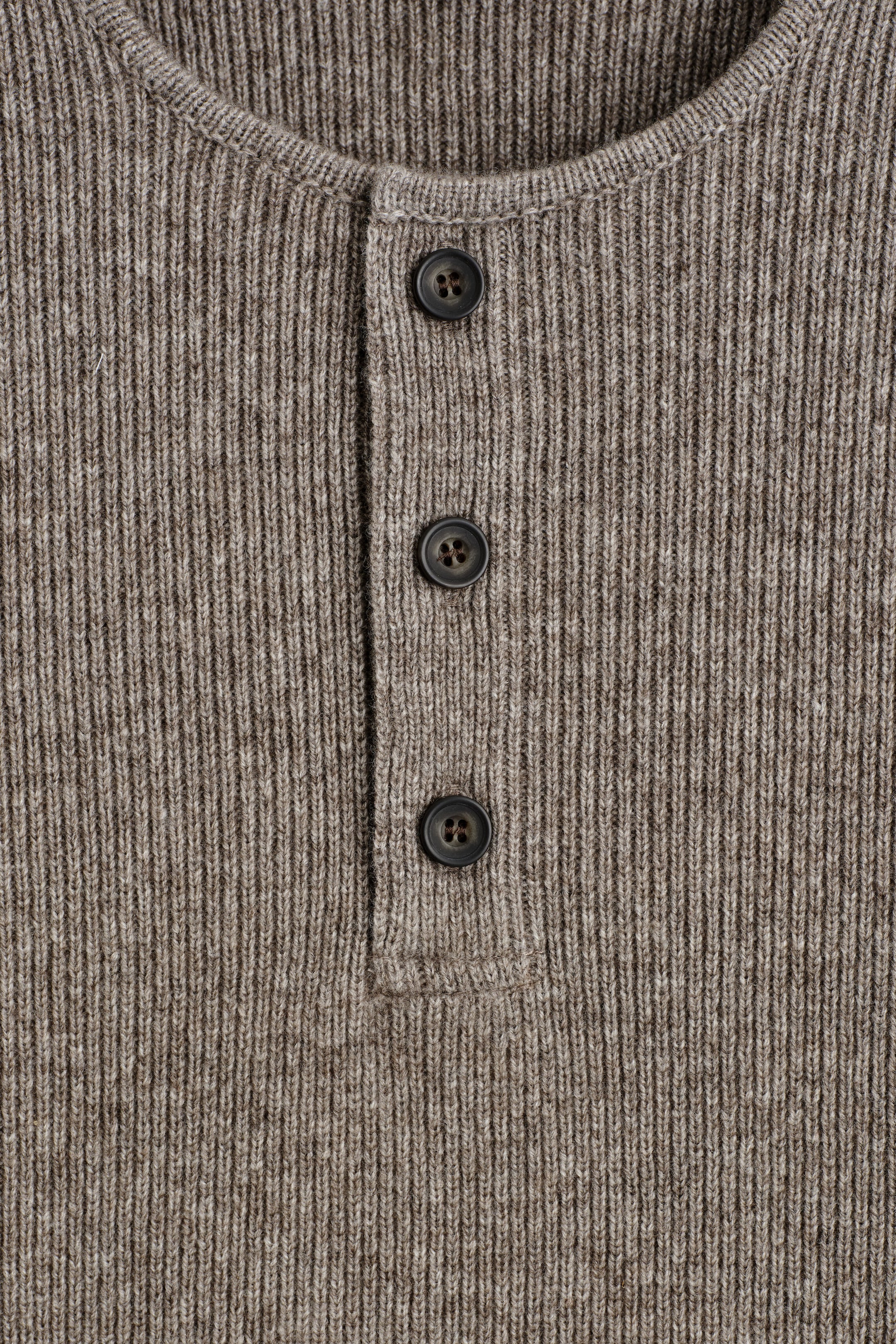 StillMedia/DescriptiveDetail