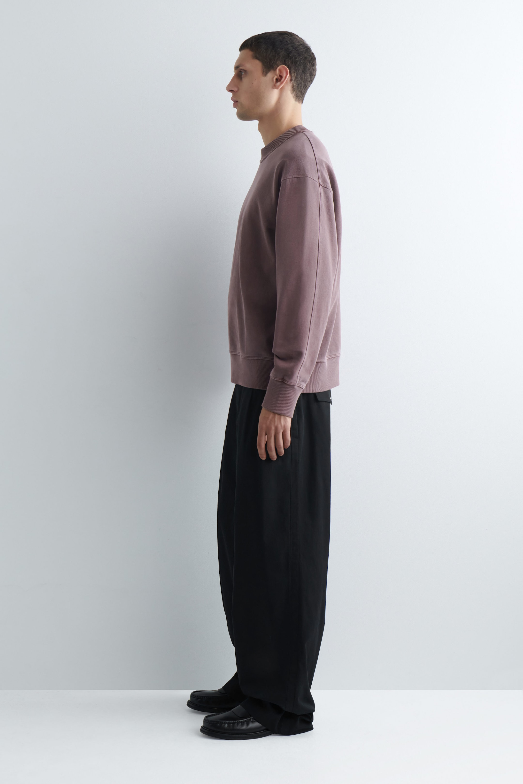 RELAXED WASHED-COTTON SWEATSHIRT