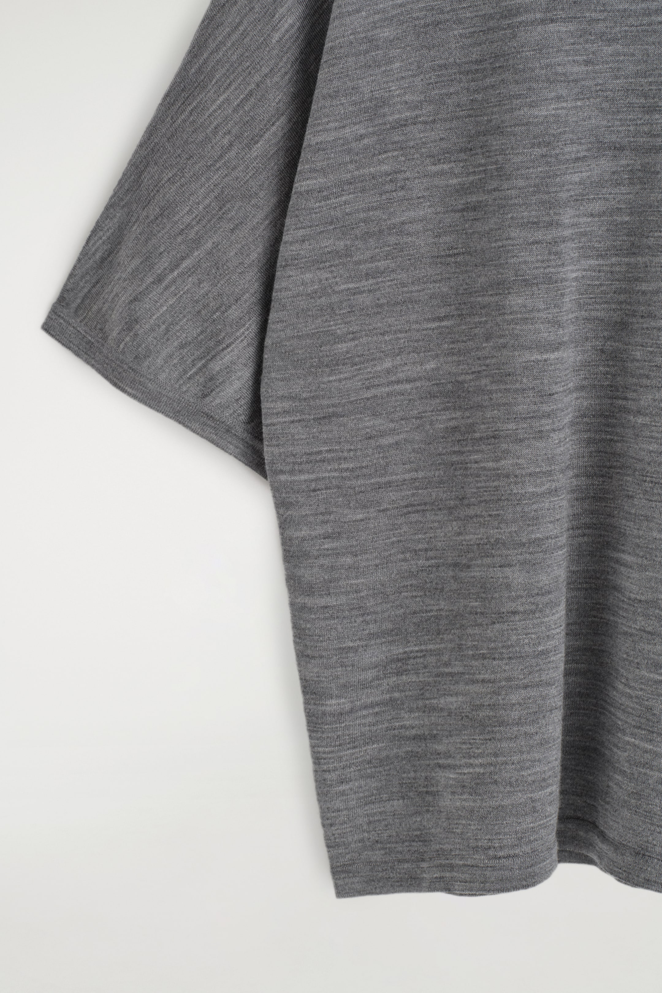 Grotere afbeelding bekijken: MERINO WOLLEN T-SHIRT - GRIJS - DAMES | H&M BE 7