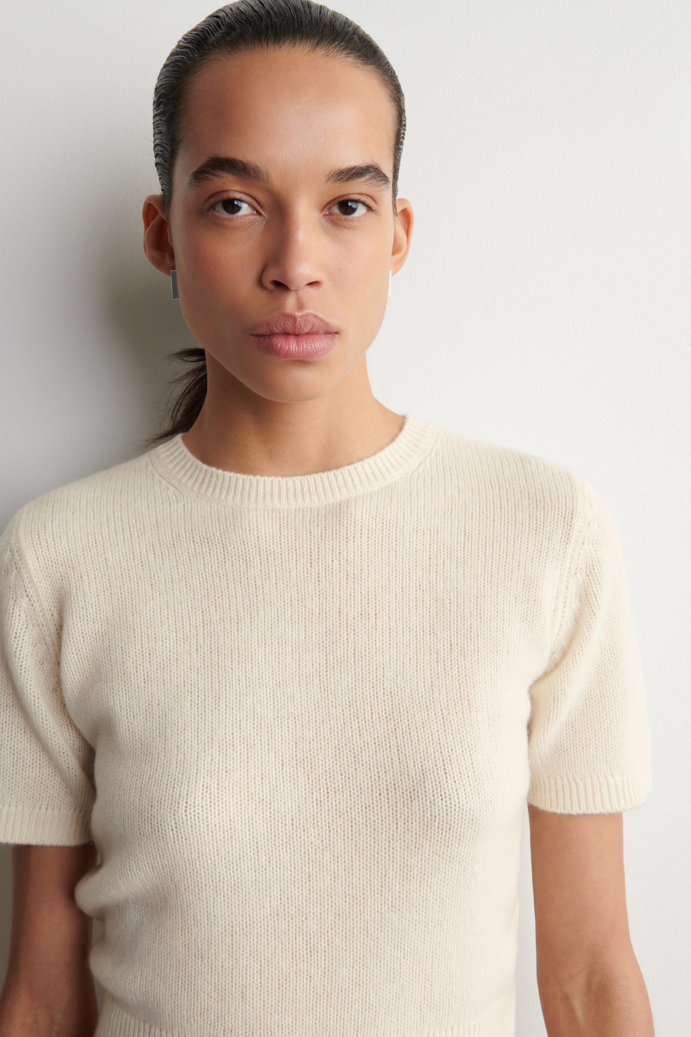 CASHMERE T-SHIRT - CREAM | COS US
