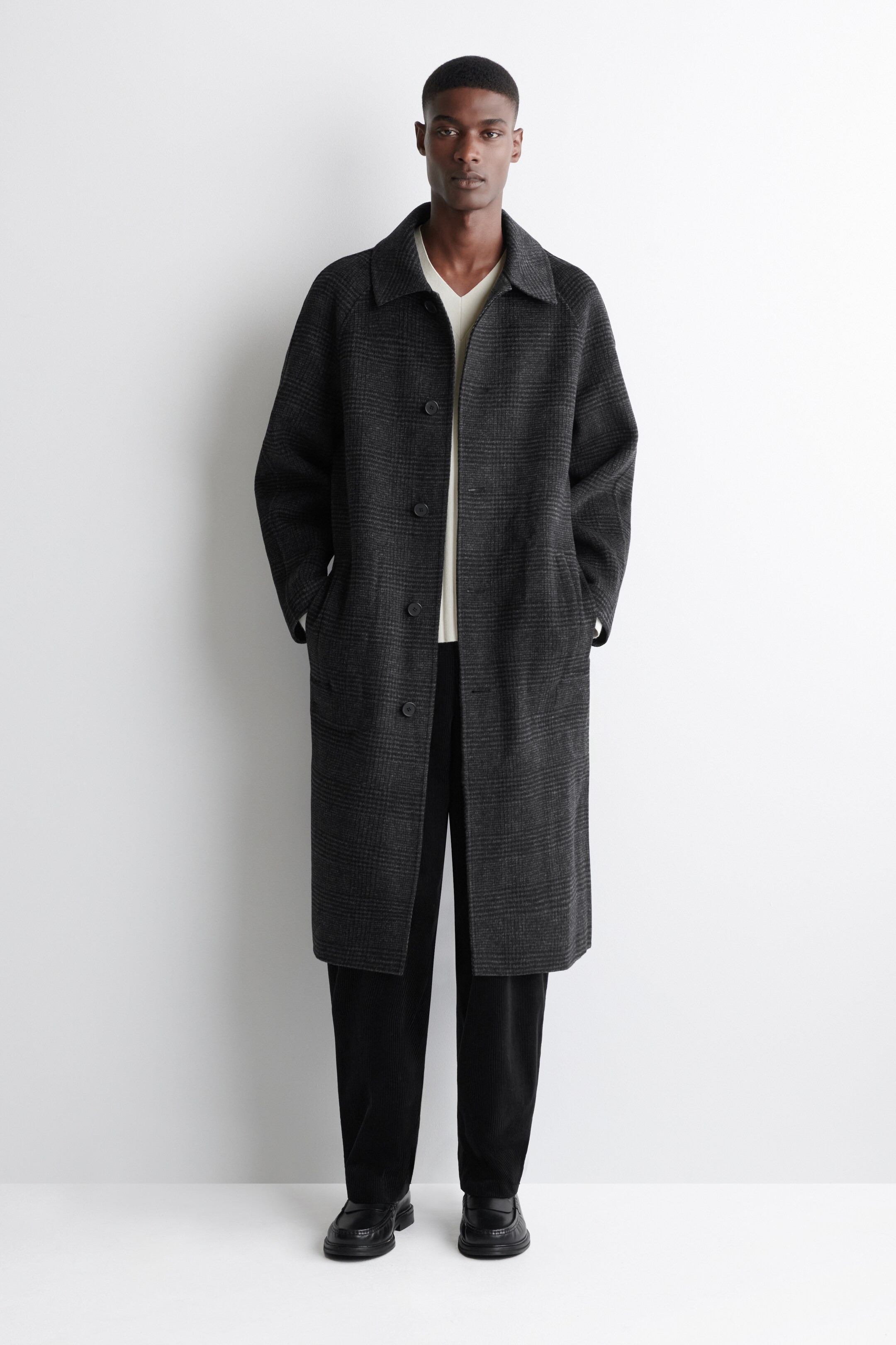 Zobraziť väčší obrázok: REVERSIBLE CHECKED WOOL COAT - GREY / CHECKED / HERRINGBONE - MUŽI | H&M SK 1