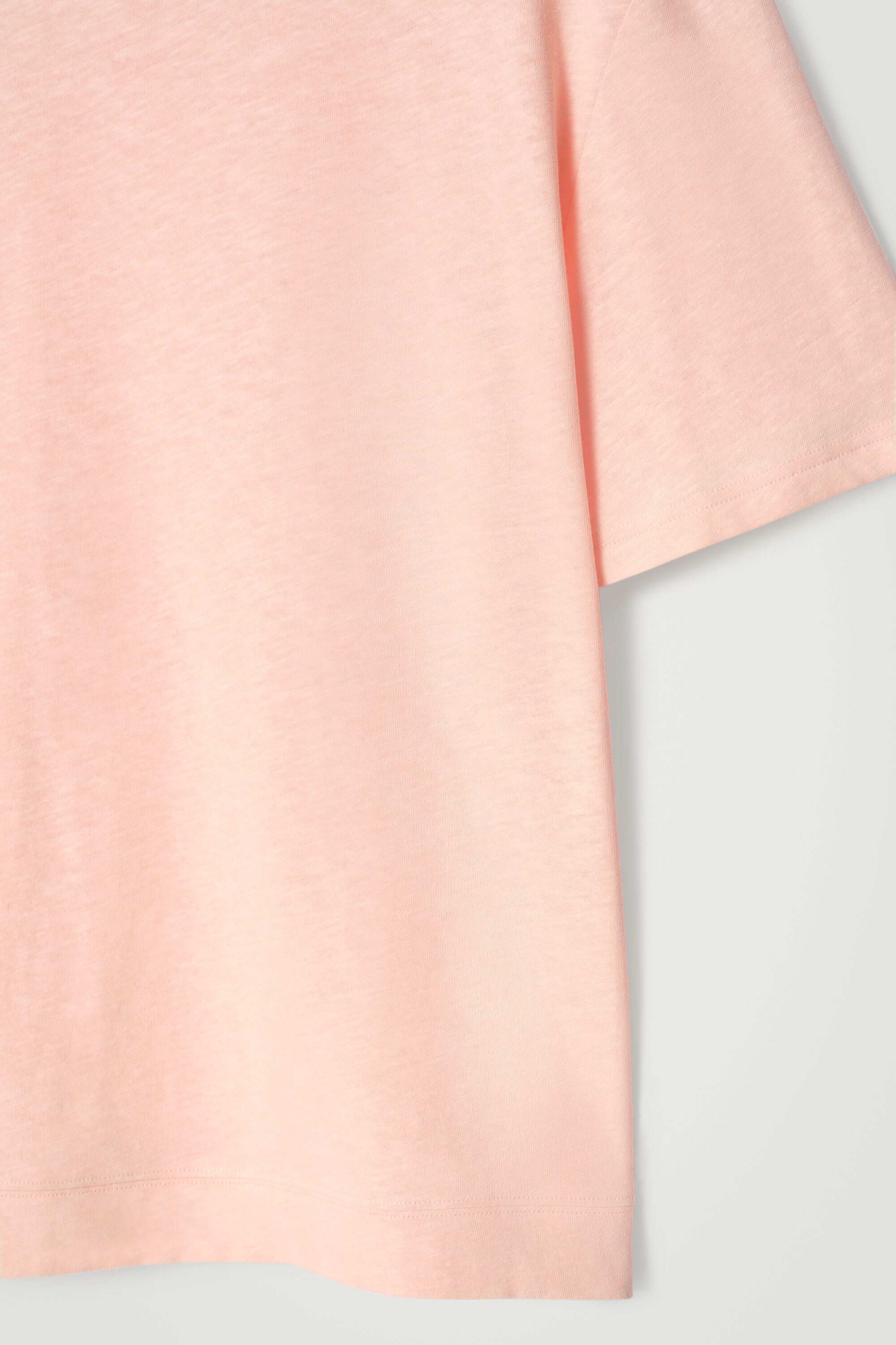 RELAXED SLUBBED COTTON-LINEN T-SHIRT - APRICOT | COS