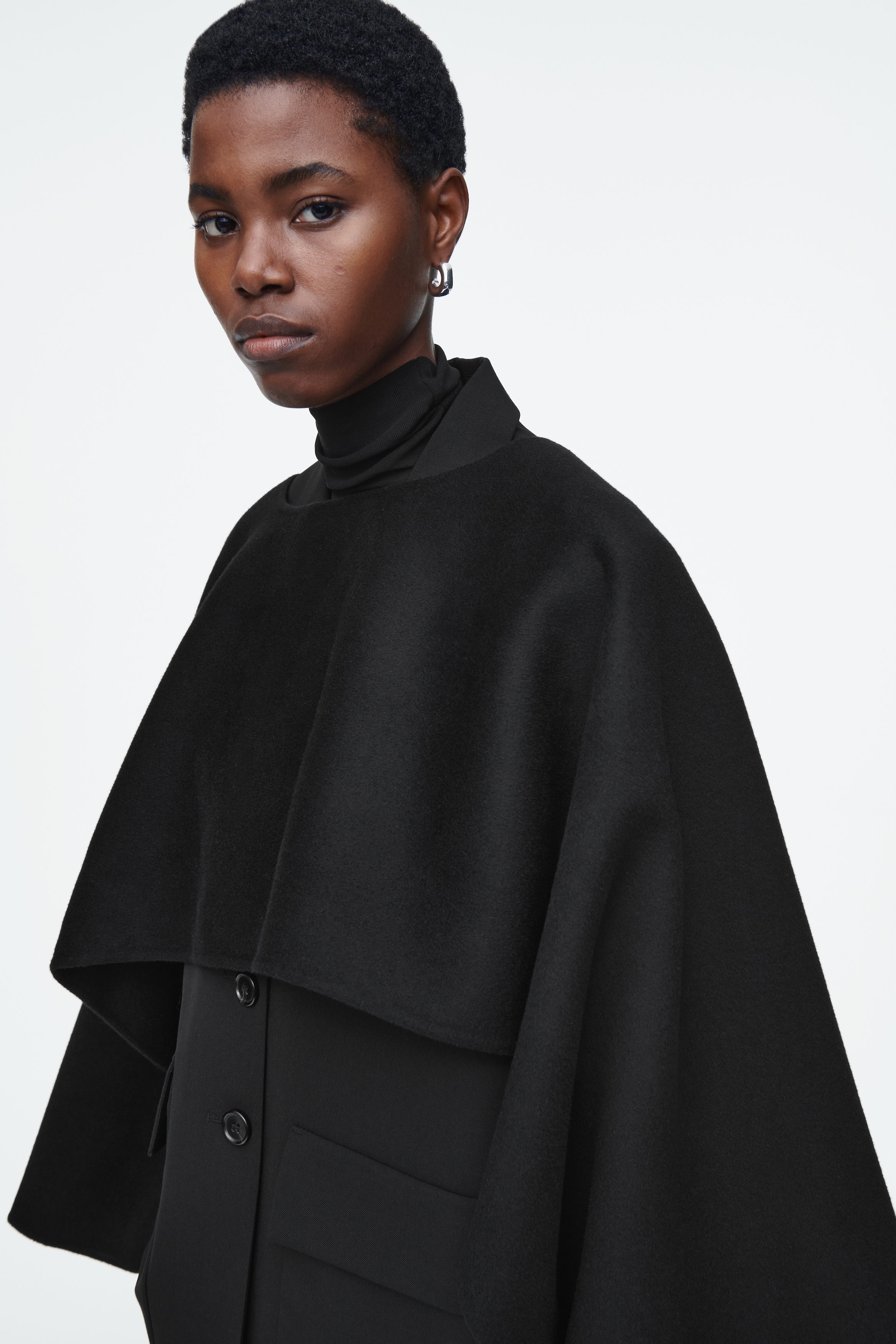 DOUBLE-FACED WOOL HYBRID CAPE