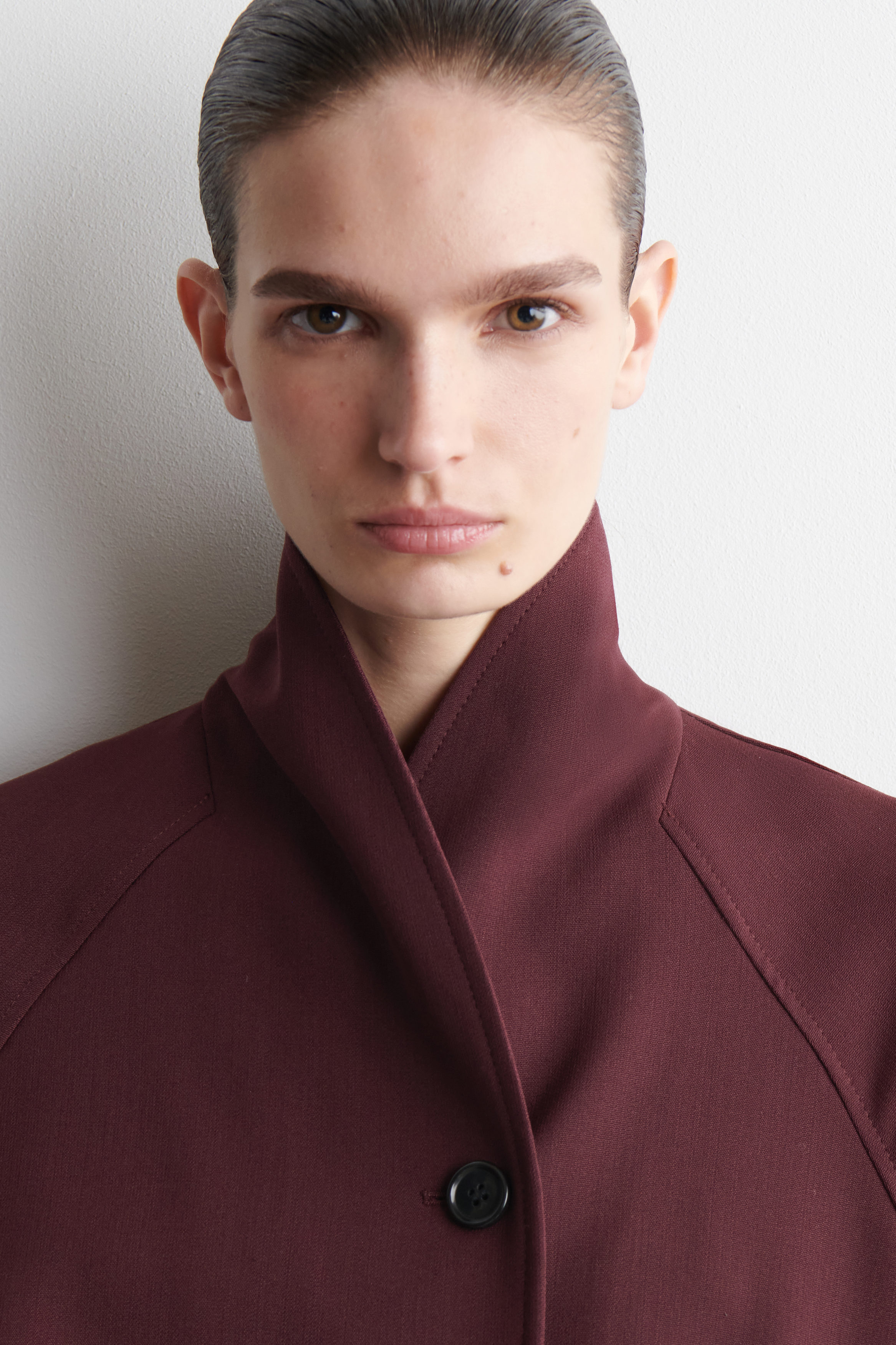 BELTED WOOL-BLEND SHAWL-COLLAR JACKET - BURGUNDY | COS US