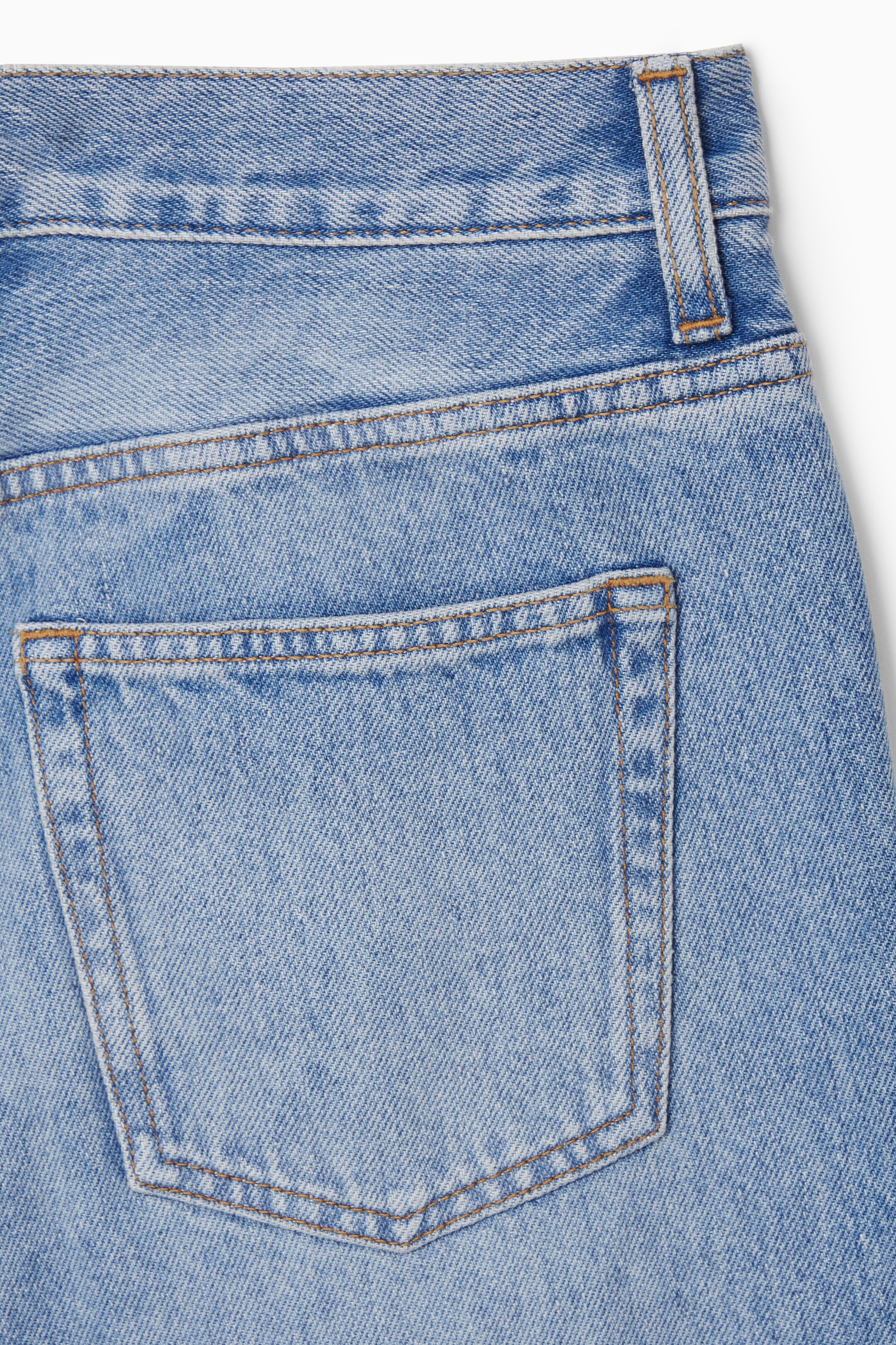 View larger image: COLUMN STRAIGHT-LEG JEANS - LIGHT BLUE - Ladies | H&M GB 3