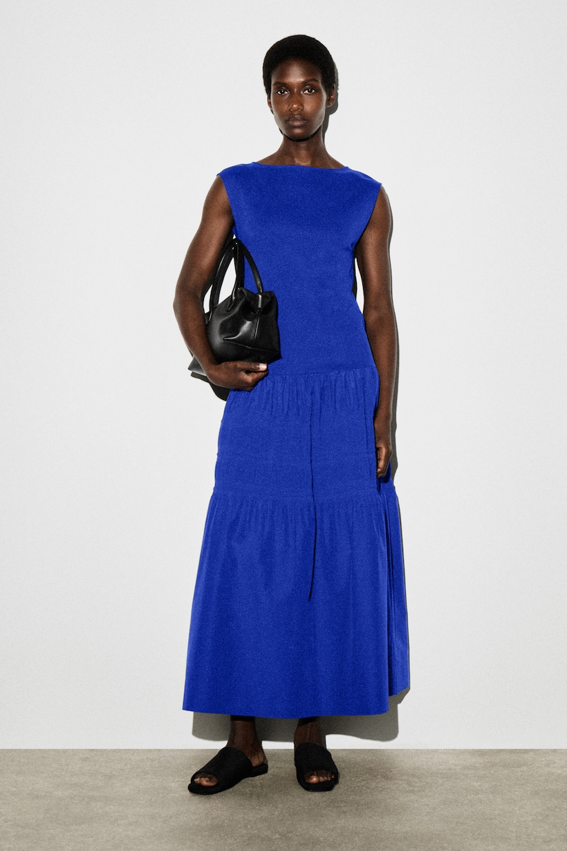 TIERED GATHERED MIDI DRESS - BLUE