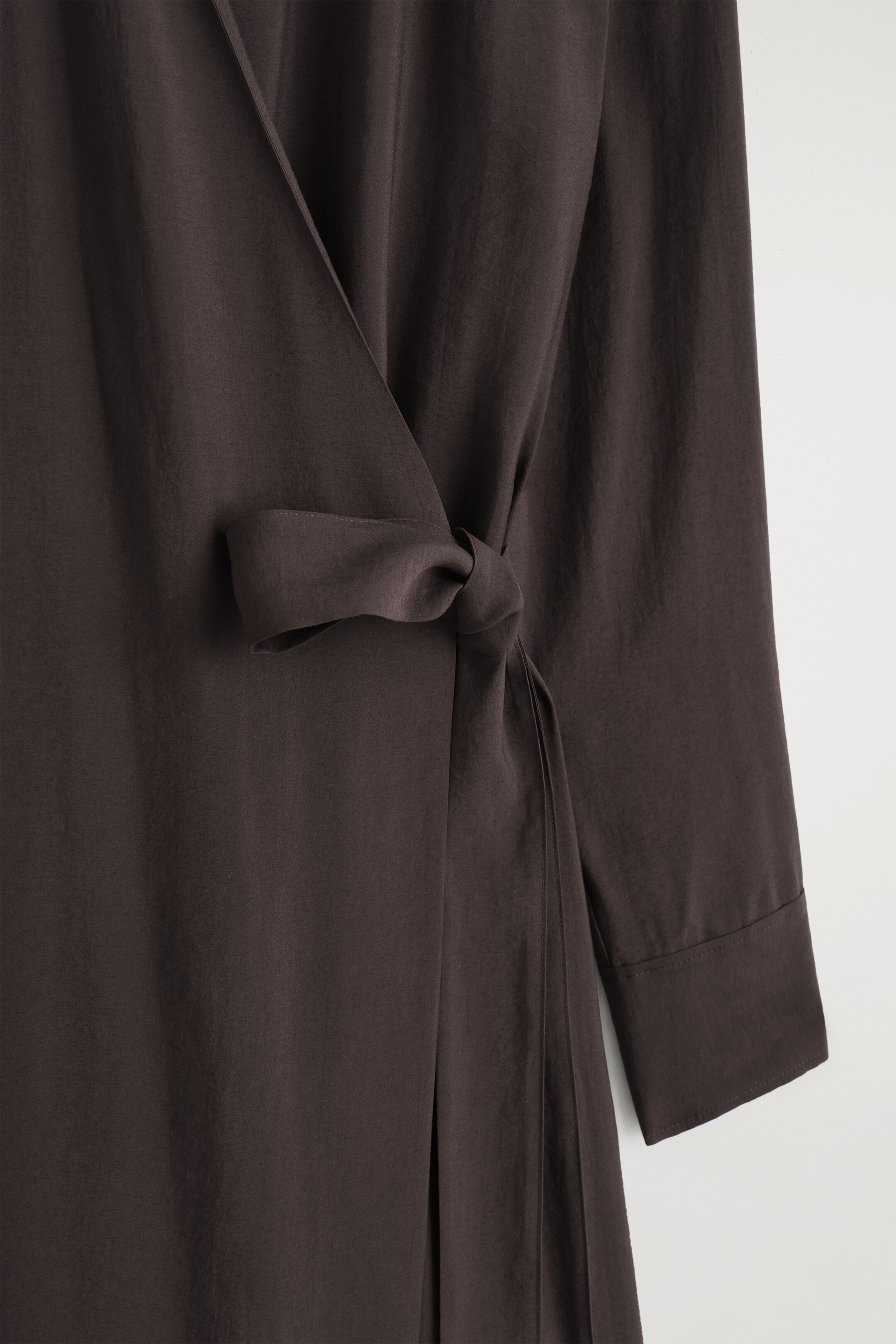 Visualizza immagine più grande: ABITO MIDI A PORTAFOGLIO IN MODAL - MARRONE - DONNA | H&M IT 6