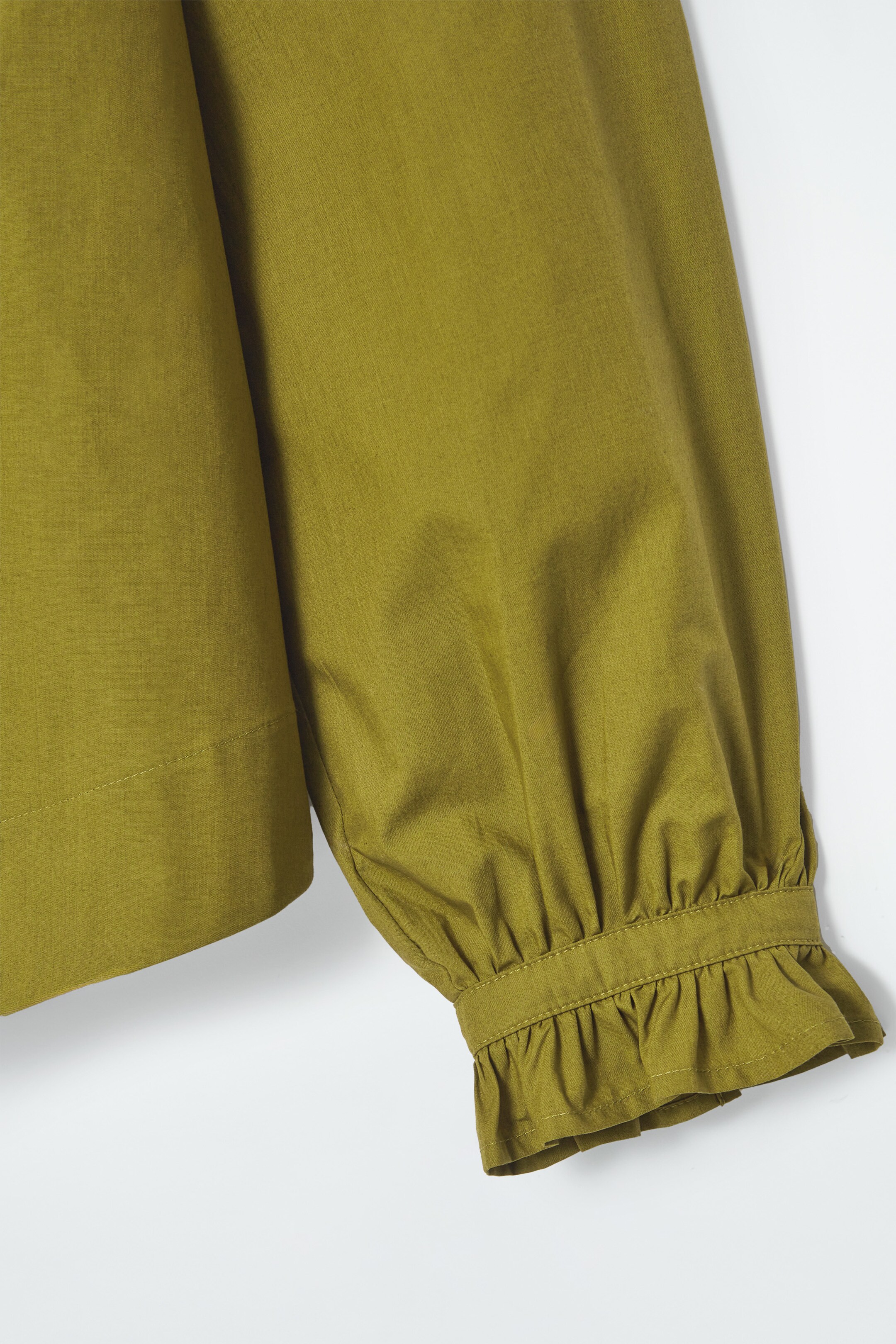 Agrandir l'image: BLOUSE FRONCÉE POIGNETS À VOLANTS - VERT OLIVE - FEMME | H&M CH 2