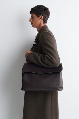 TRULLO OVERSIZED FLAP BAG - LEATHER — ESPRESSO 2