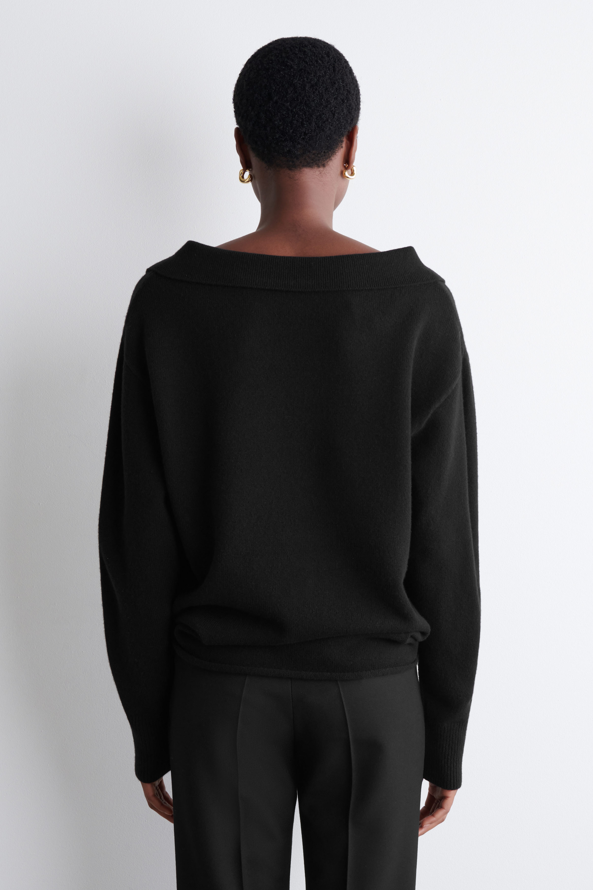FASHIRU wool blend polo knit sweater 黒 FASHIRU wool blend polo knit sweater 黒 wool blend ribbed