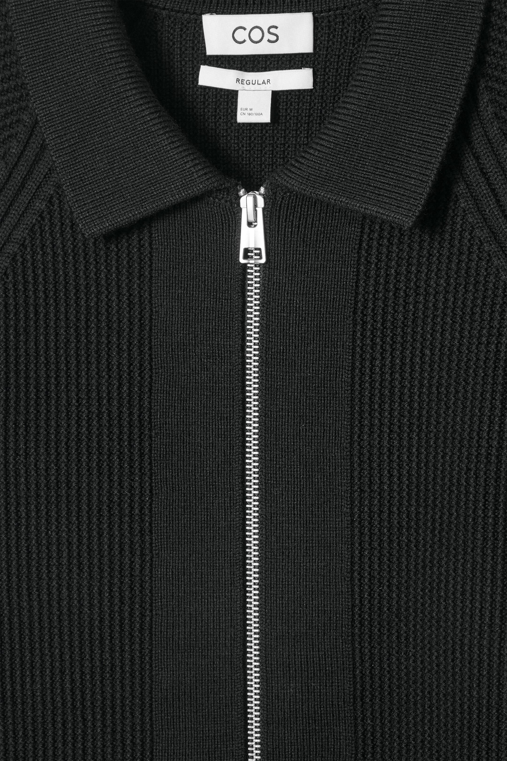 StillMedia/DescriptiveDetail