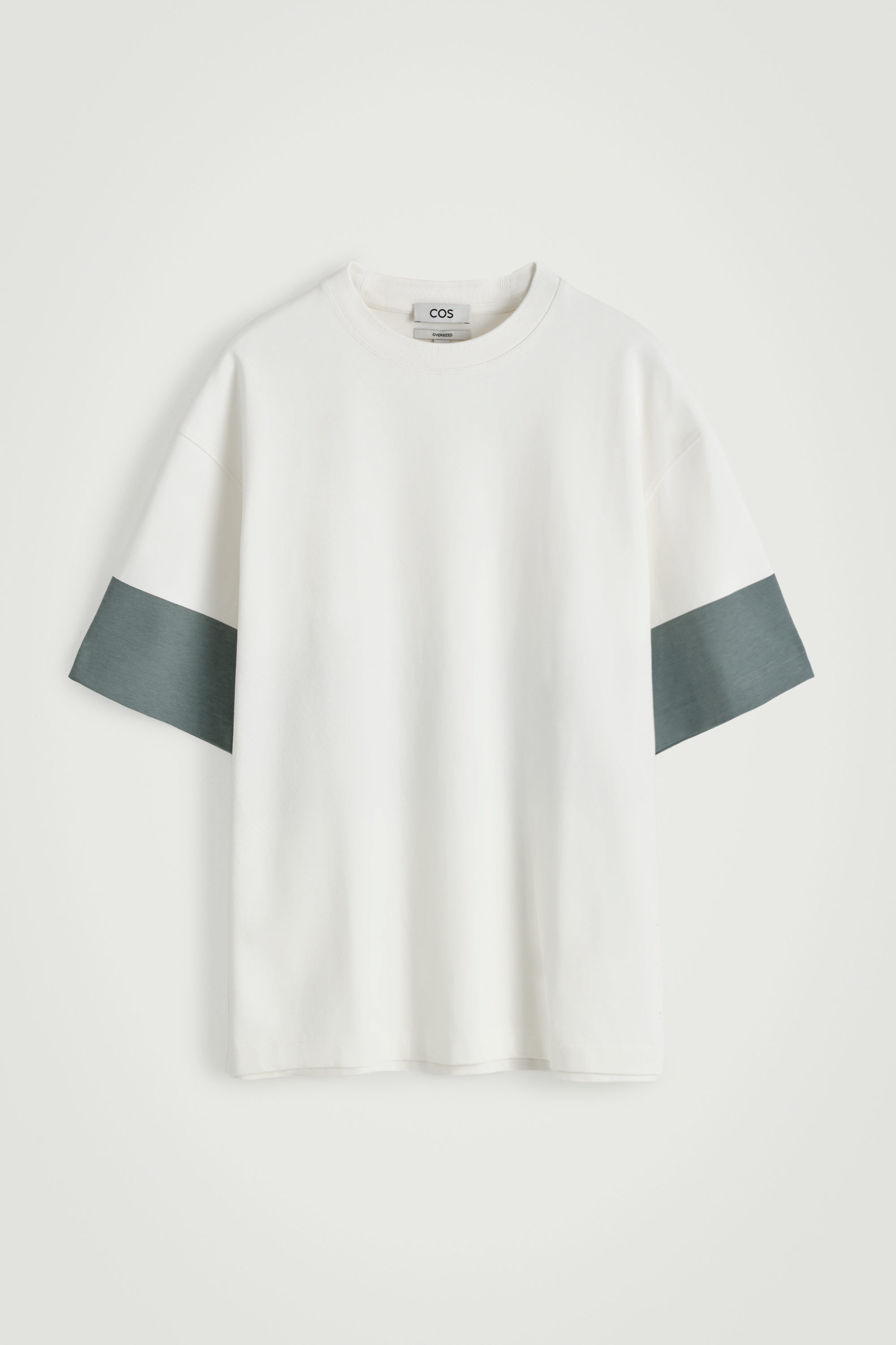 Tシャツ・カットソー WHITE AND BLUE COTTON T-SHIRT NWT Boy's Nike Cotton T-Shirt Repeat Logo White/ Blue Size 5
