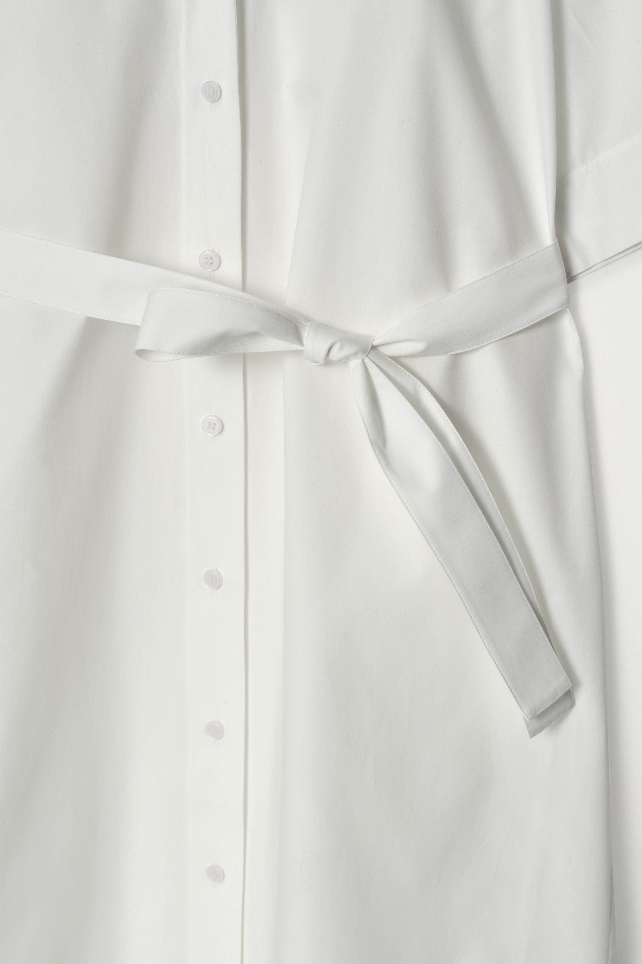 Ingrandisci l'immagine: BELTED SHORT-SLEEVED MIDI SHIRT DRESS - WHITE - DONNA | H&M CH 8