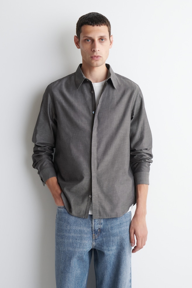 COTTON-CHAMBRAY SHIRT — GRAY MÉLANGE