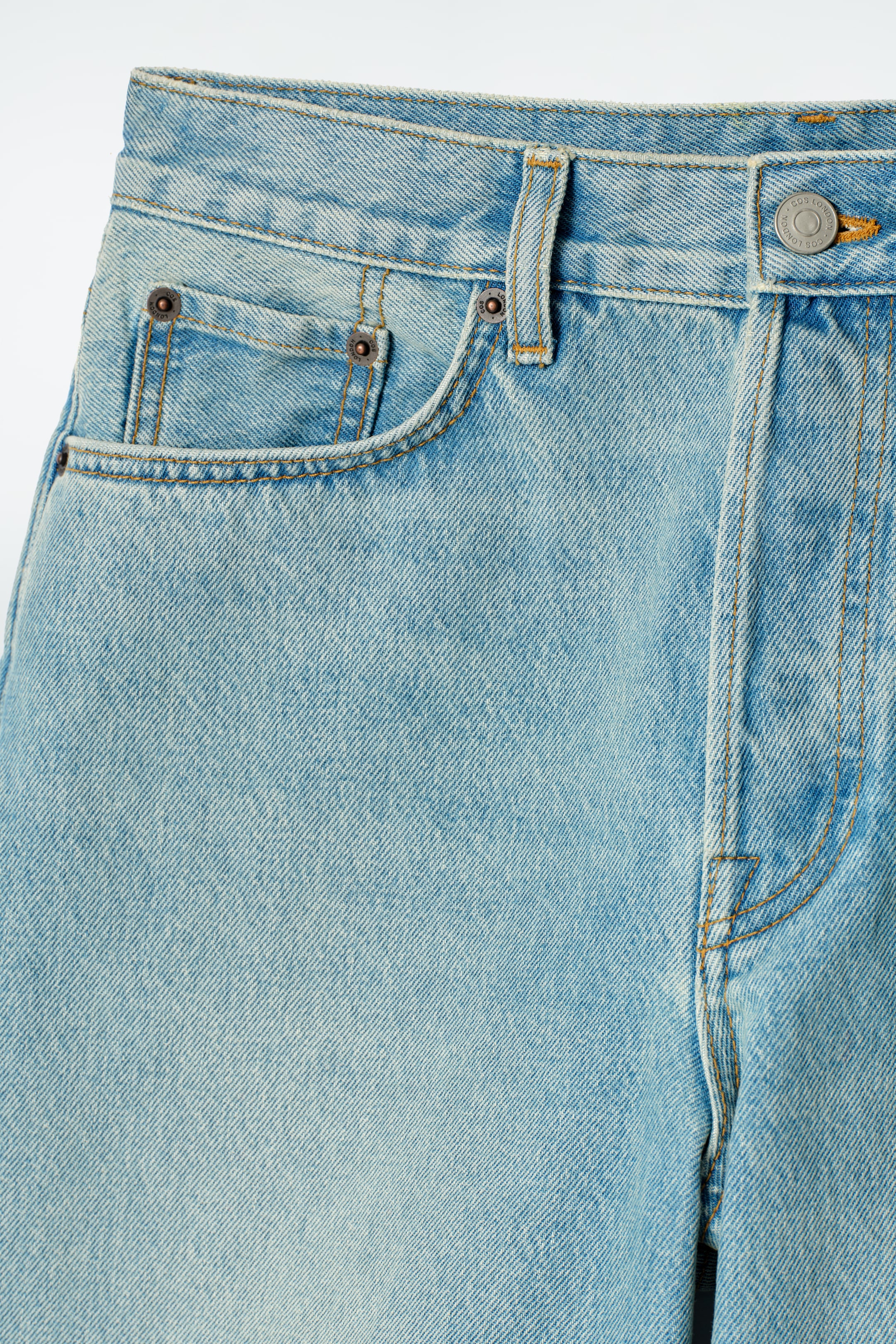 Grösseres Bild ansehen: LANGE JEANSSHORTS - HELLBLAU - DAMEN | H&M CH 6