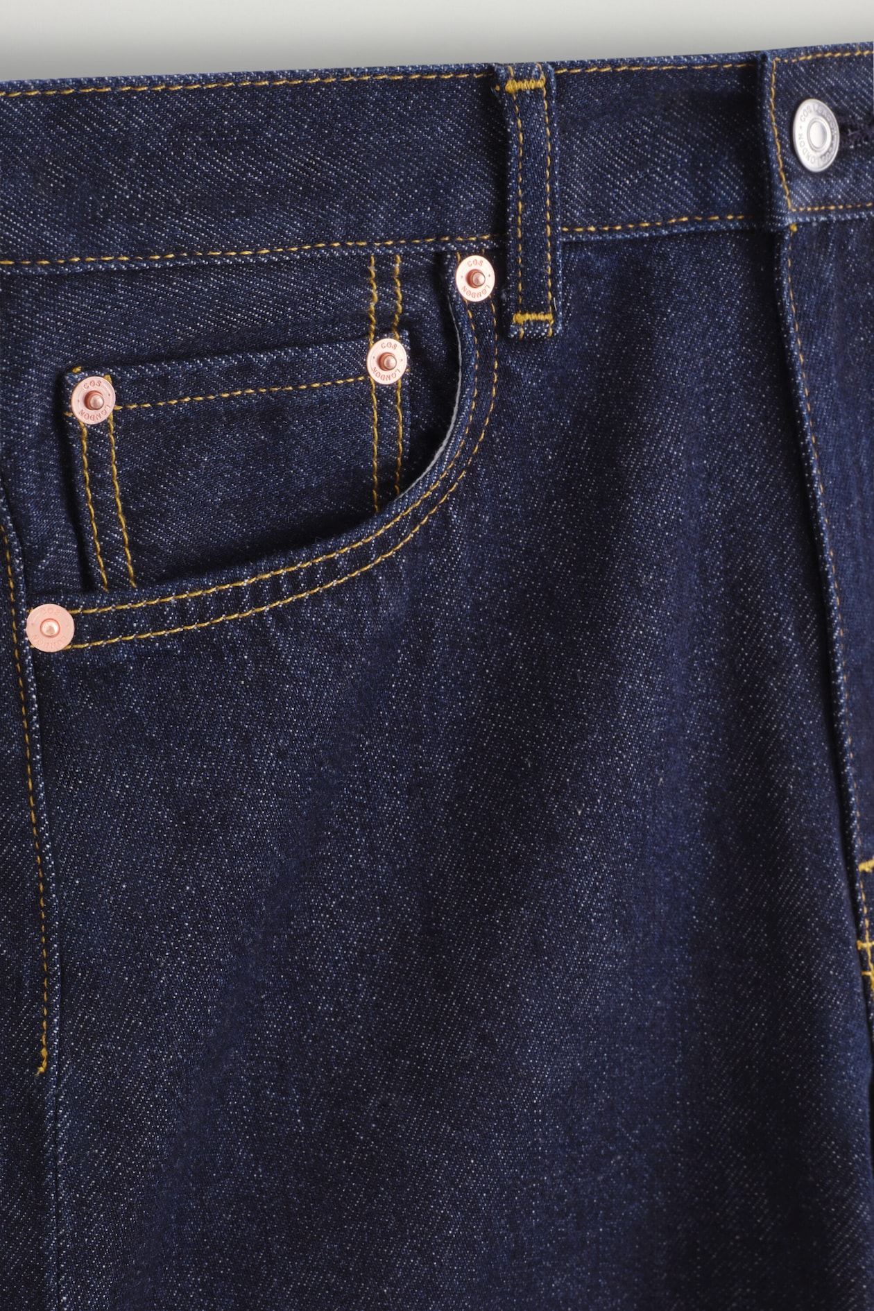 CHORD STRAIGHT-LEG JEANS — INDIGO