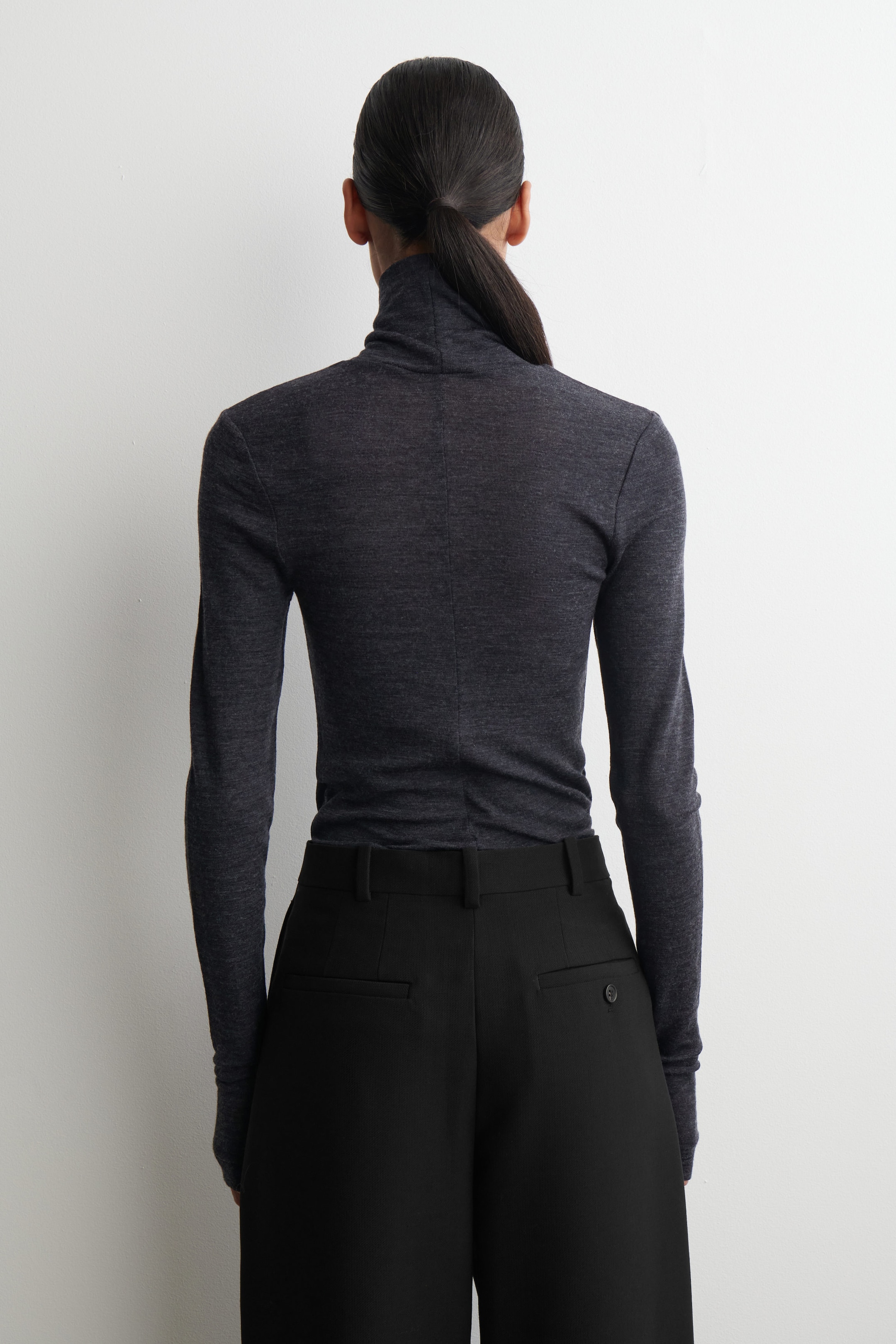 MERINO WOOL HIGH-NECK TOP