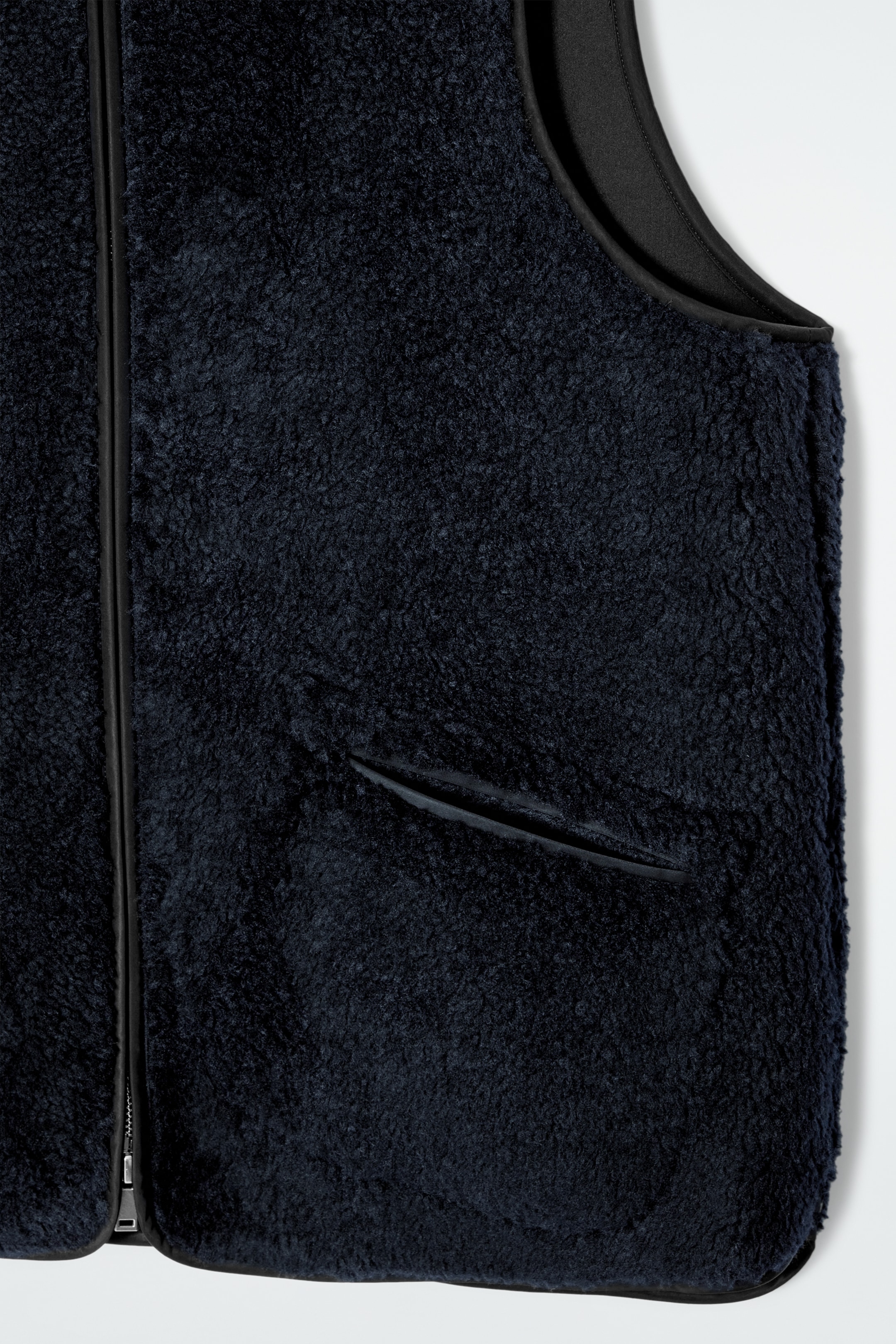 Visualizza immagine più grande: GILET OVERSIZE IN SHEARLING SINTETICO - BLU NAVY - DONNA | H&M IT 7