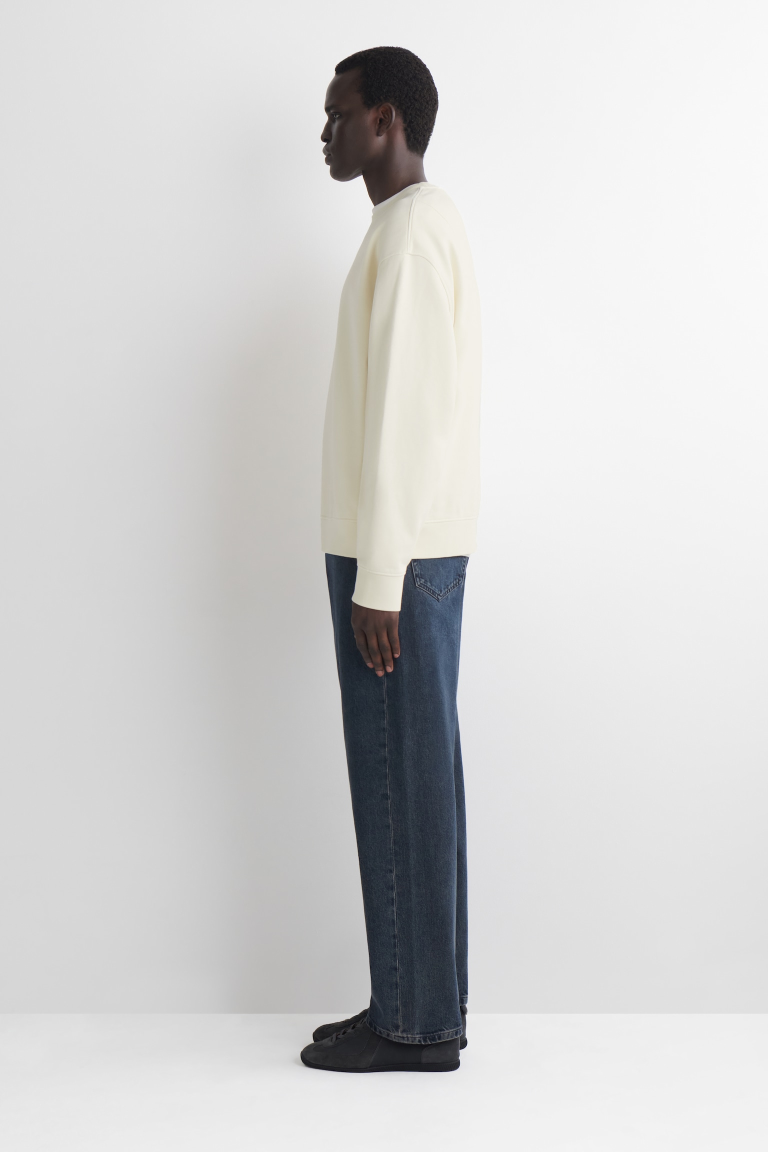 SWEAT EN COTON DÉLAVÉ - BLANC/BLEU MARINE/VERT CLAIR - 6