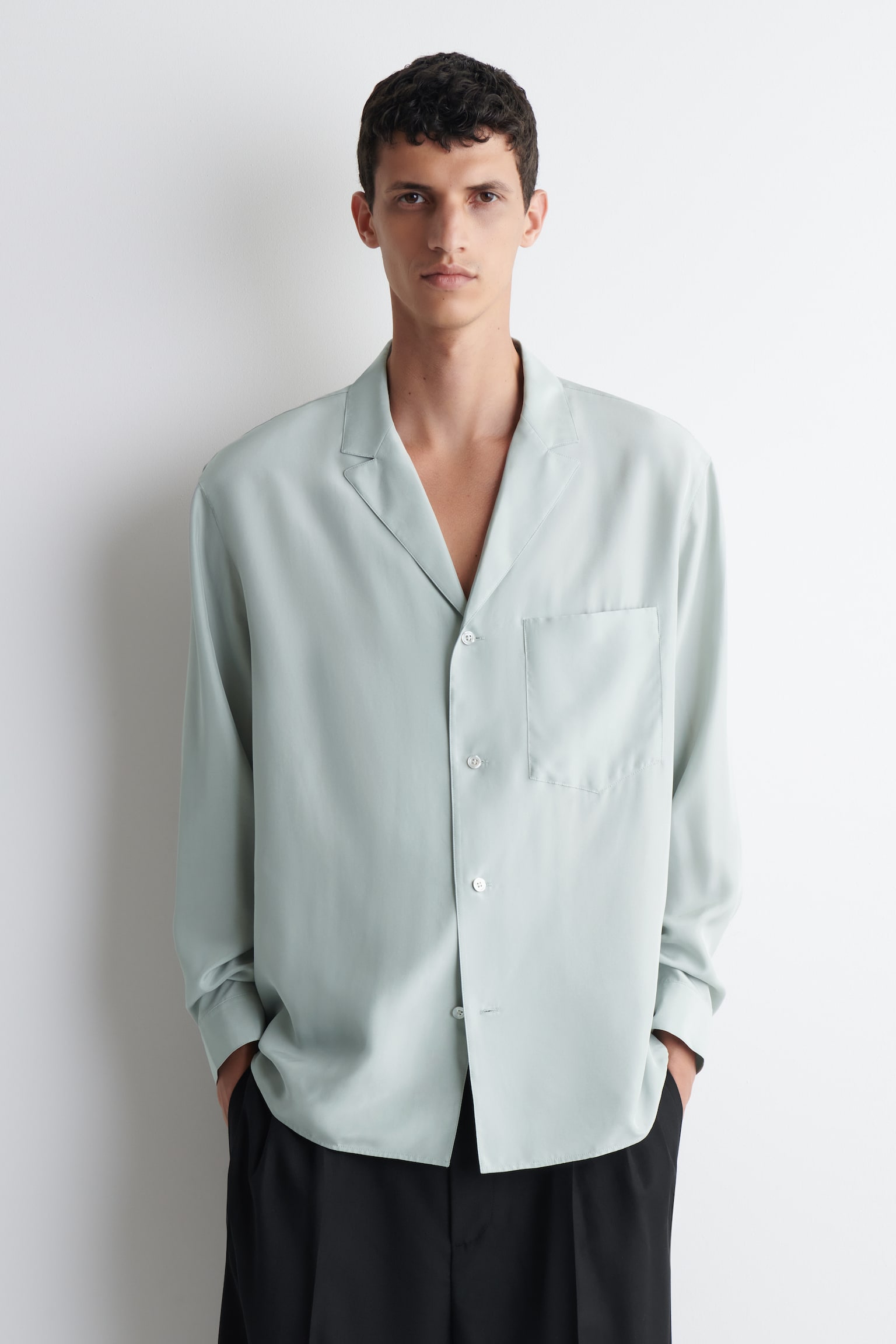 CAMICIA IN SETA CON COLLETTO APERTO - VERDE SALVIA - 1