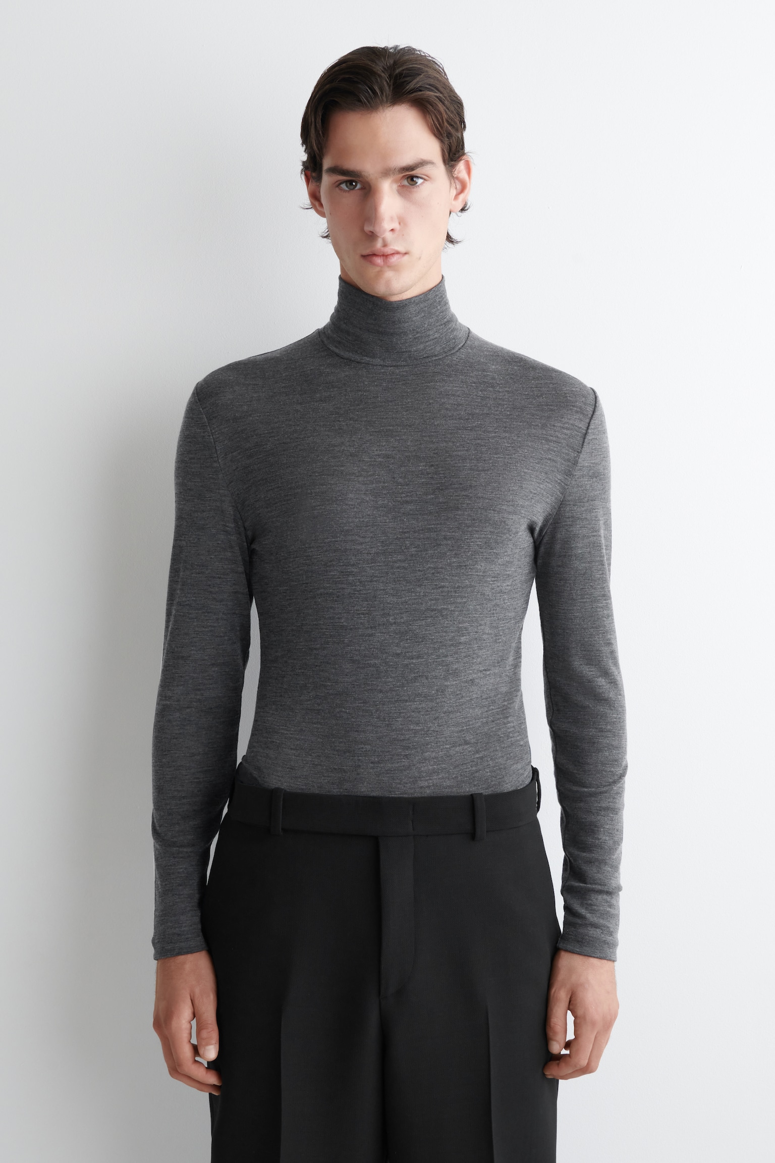 HAUT À COL ROULÉ SLIM EN JERSEY DE LAINE - GRIS FONCÉ/BRUN FONCÉ/NOIR/ROUGE