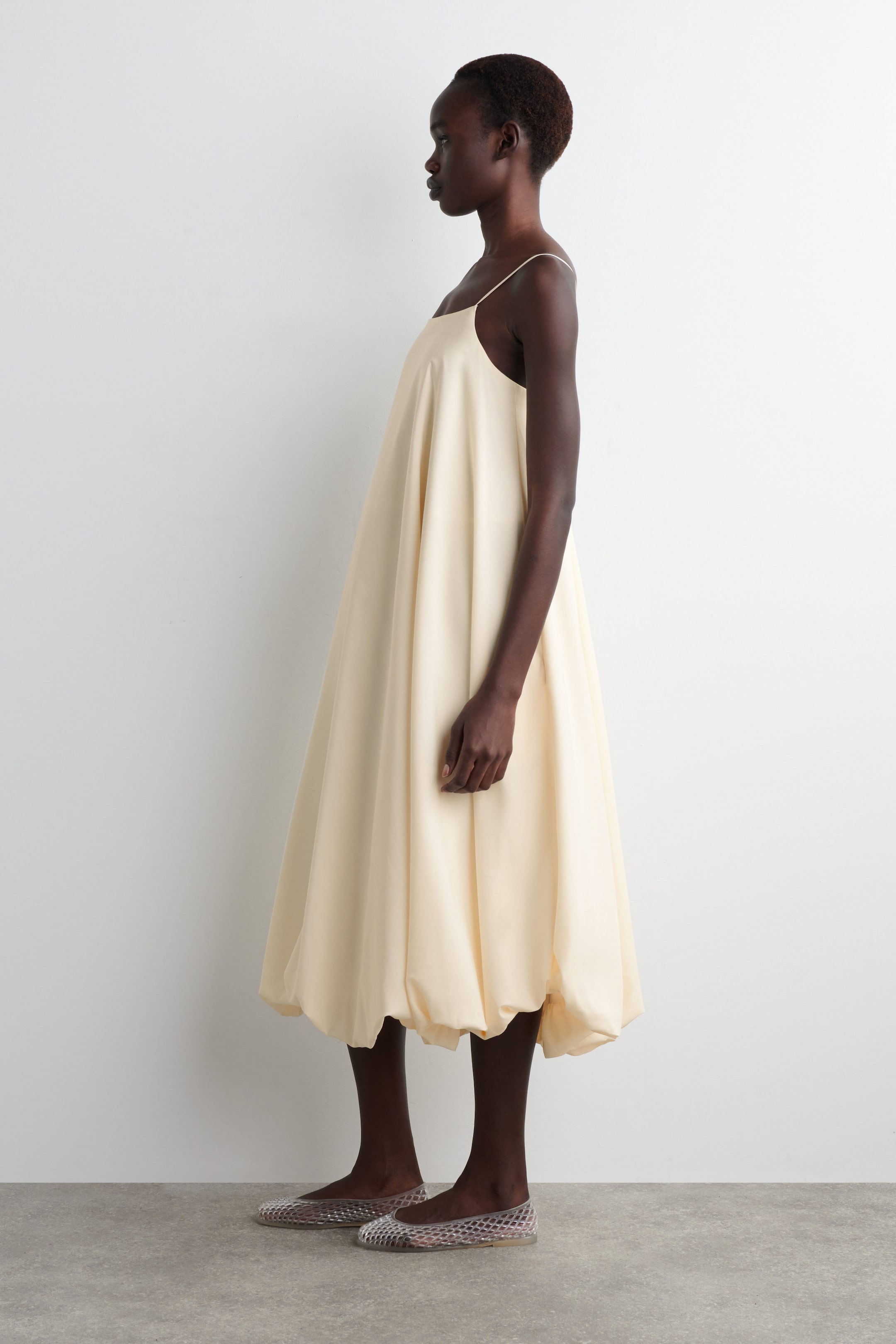 BUBBLE-HEM MIDI DRESS
