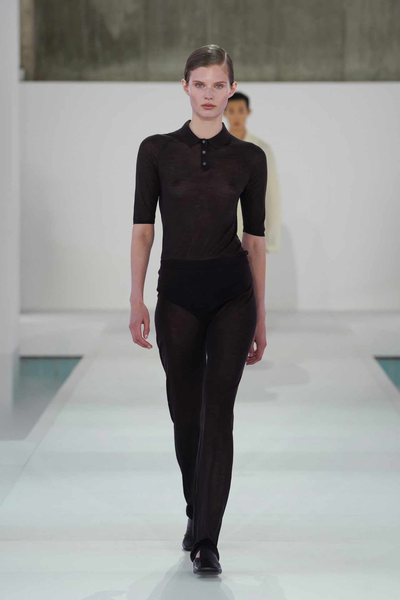 SHEER KNIT SILK POLO SHIRT - BITTER CHOCOLATE | COS US