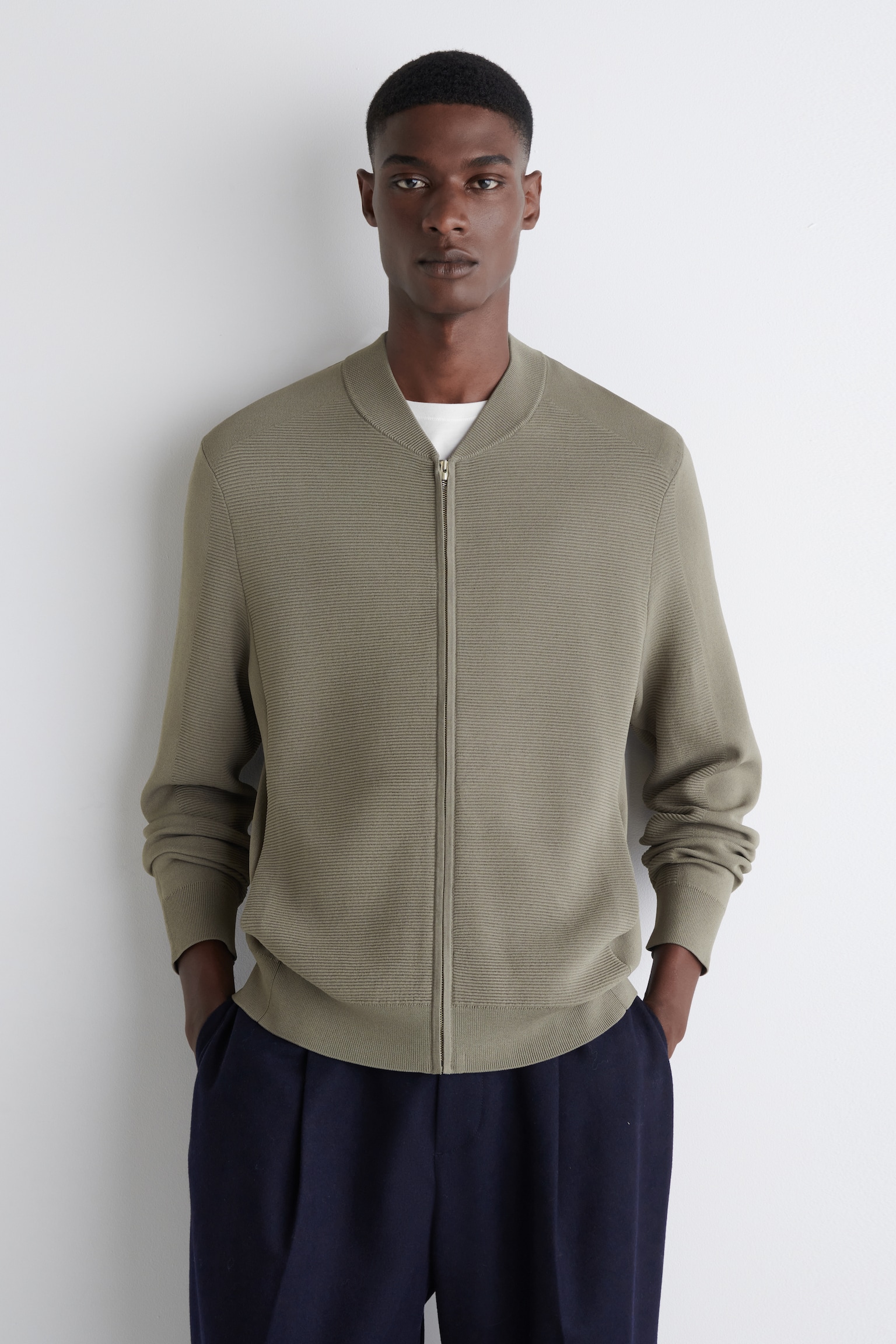 BOMBER IN MAGLIA TESTURIZZATA - BEIGE SCURO/BLU NAVY