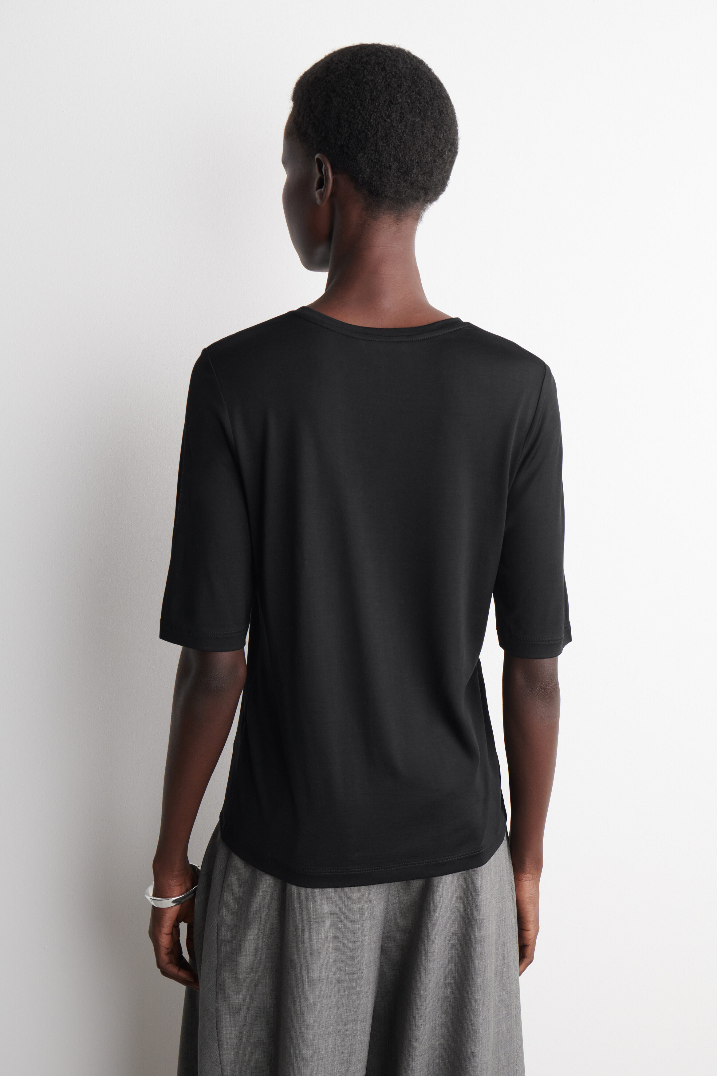 FLUID SILK T-SHIRT - BLACK | COS US