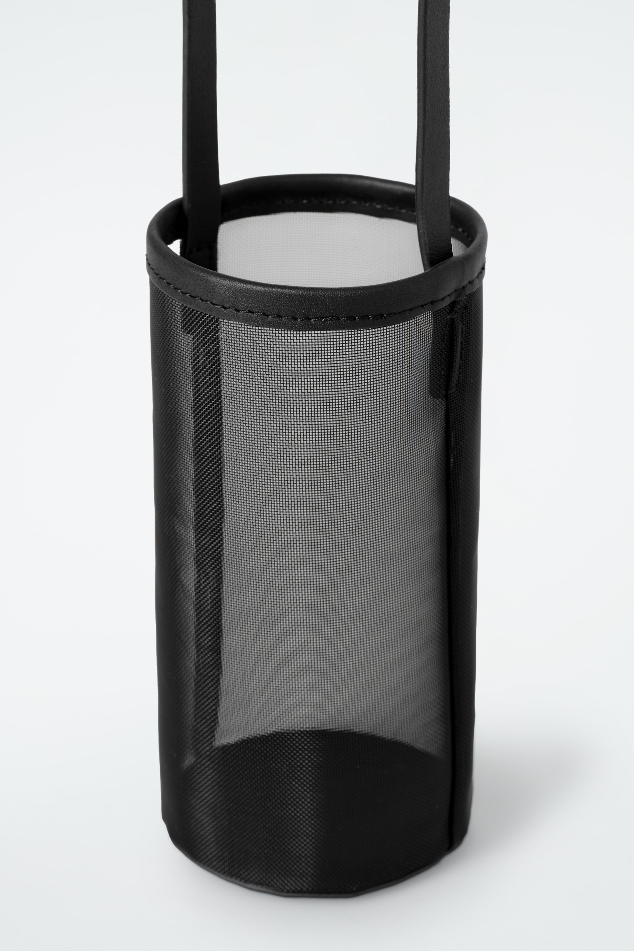 Se større billede: CROSSBODY-FLASKEHOLDER – MESH - SORT - DAME | H&M DK 4