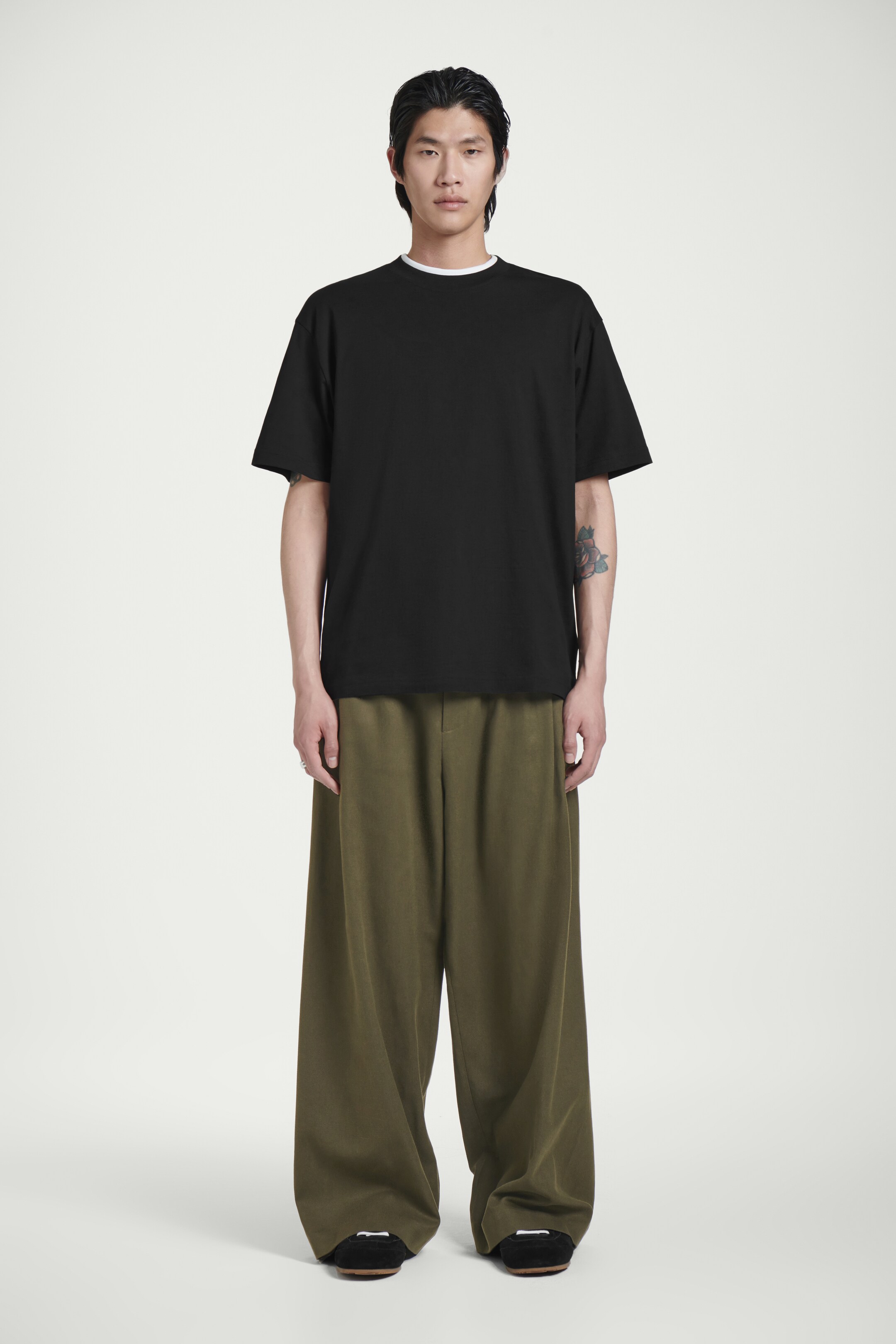 Ver imagen más grande: CAMISETA OVERSIZE DE ALGODÓN - NEGRO - HOMBRE | H&M ES 2