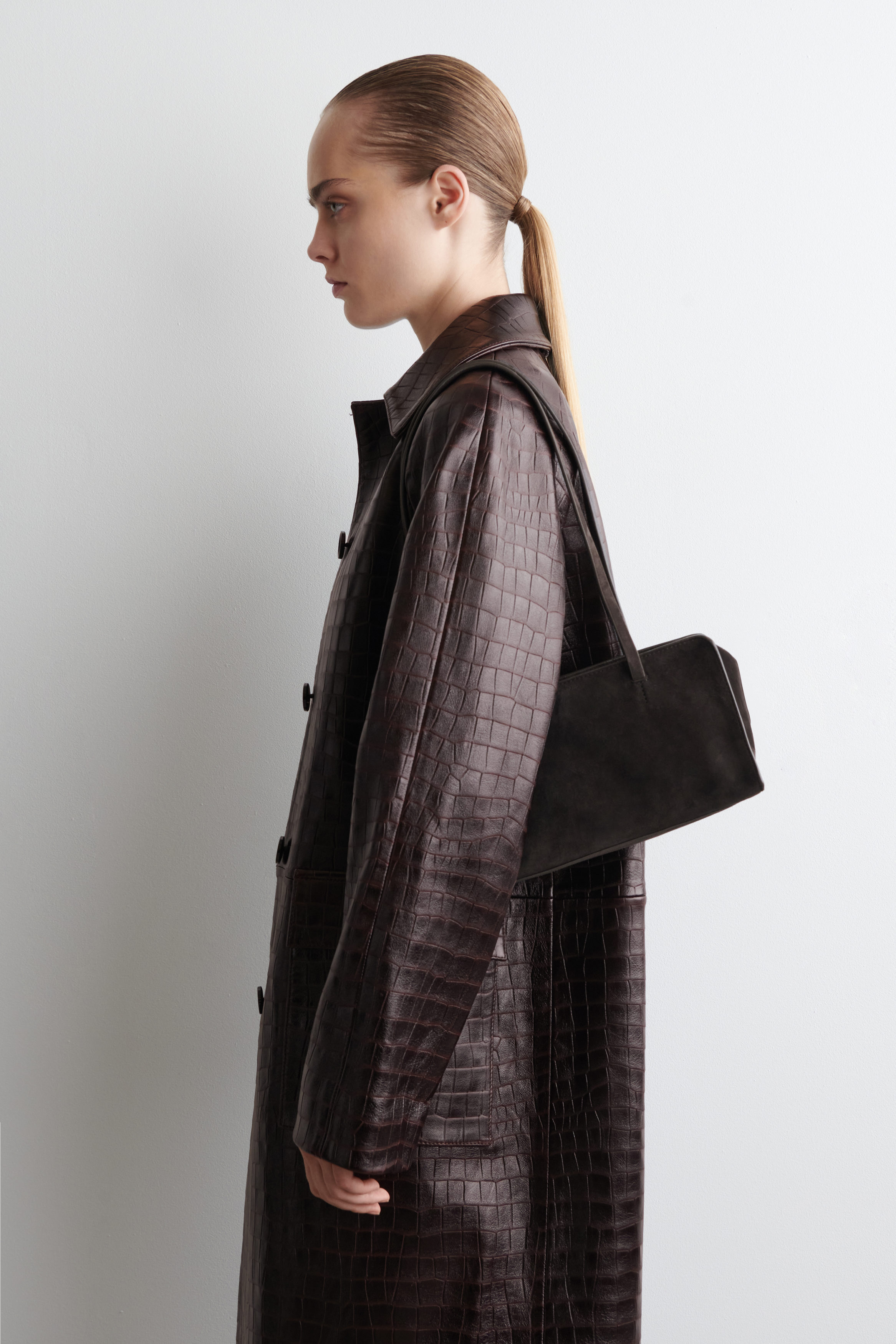 Cos Mini Bowler Bag MARAIS MINI BOWLING BAG SUEDE DARK BROWN COS IE