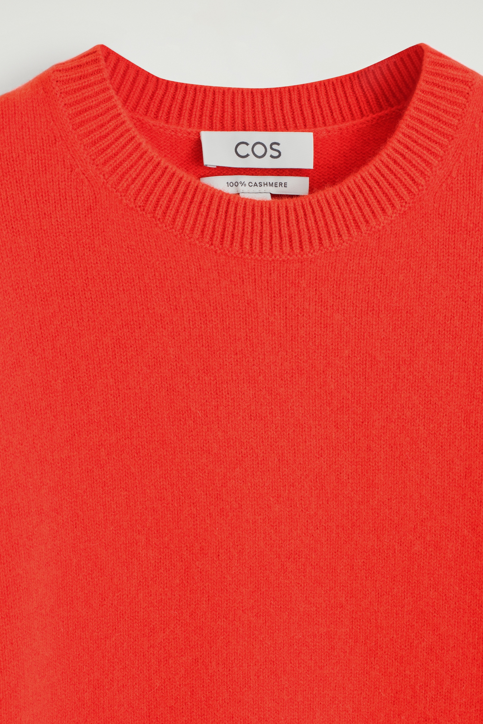 JERSEY CASHMERE CON CUELLO REDONDO - NARANJA - 3
