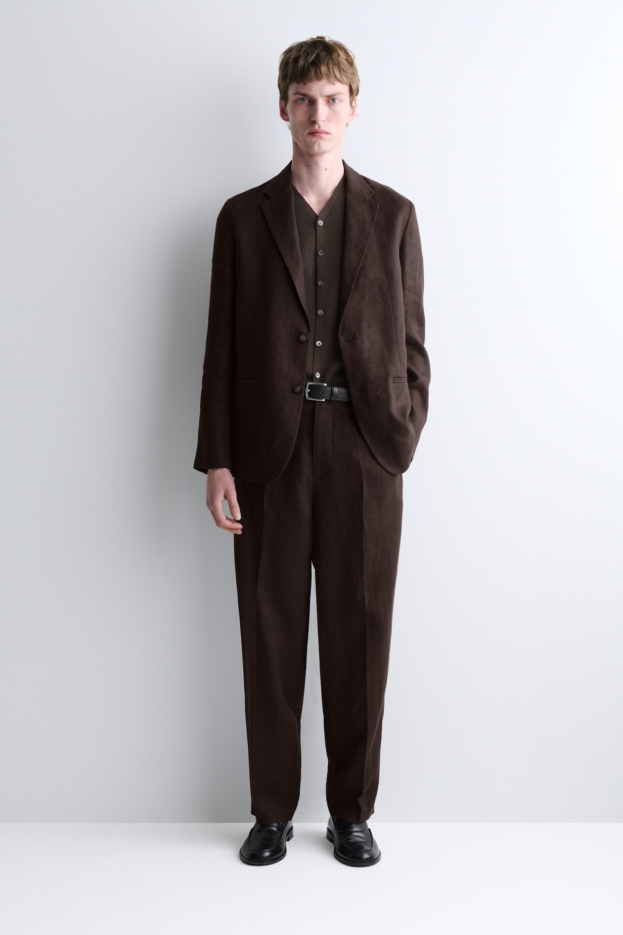 MILANO-KNIT WAISTCOAT — BROWN